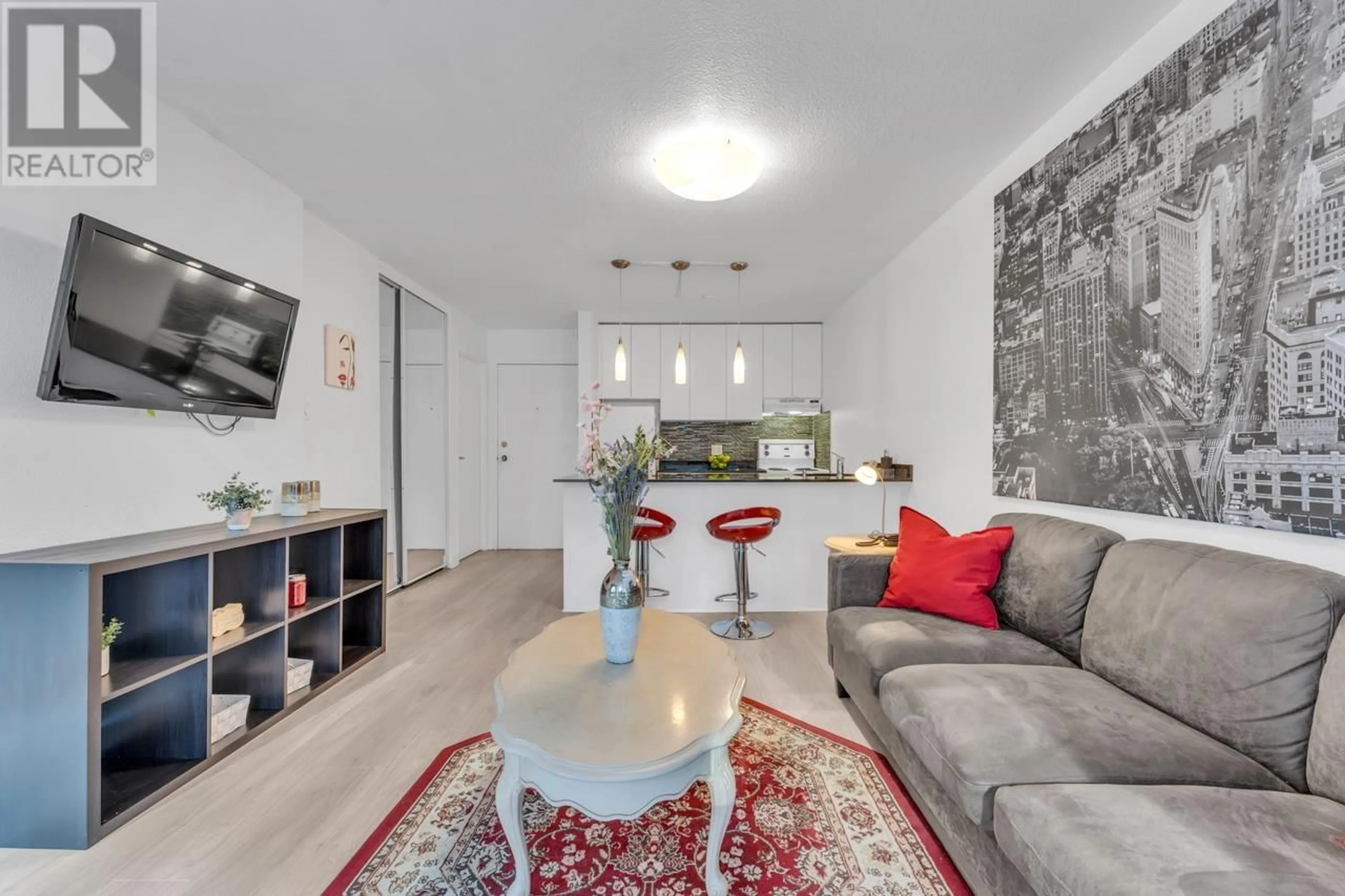 Living room with furniture, unknown for 403 - 1333 HORNBY STREET, Vancouver British Columbia V6Z2C1