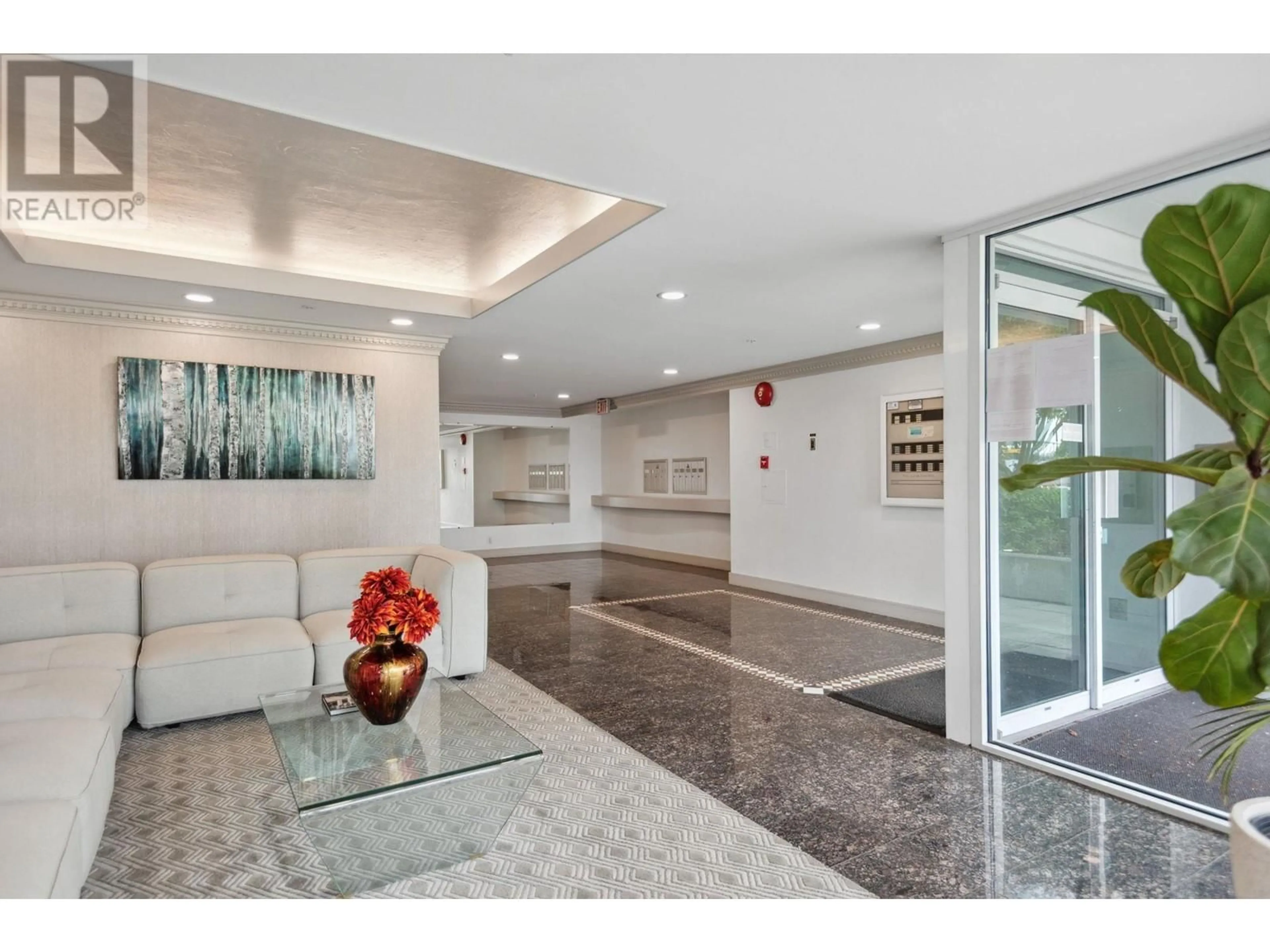 Lobby for 5A - 1403 BEACH AVENUE, Vancouver British Columbia V6G1Y3