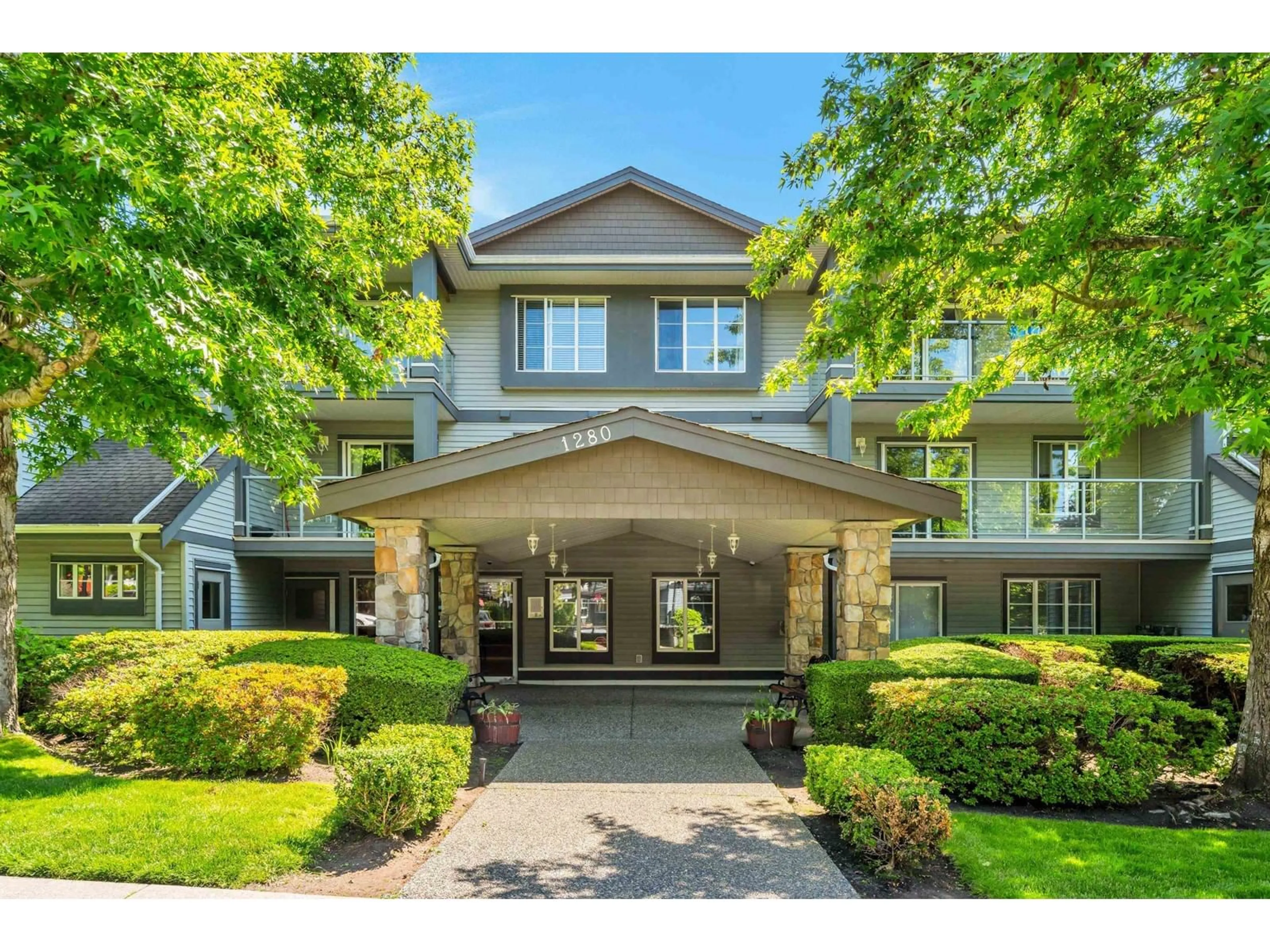 Unknown for 207 - 1280 MERKLIN, White Rock British Columbia V4B4B9