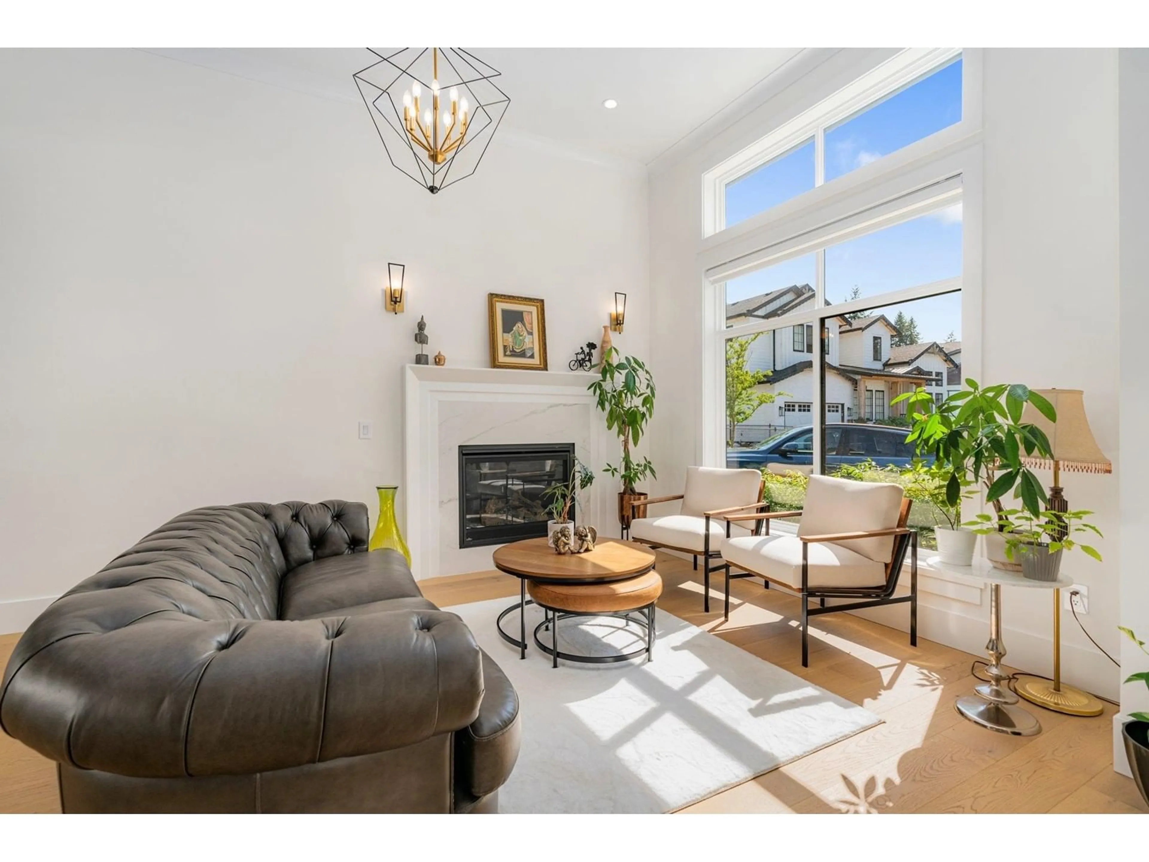 Living room with furniture, unknown for 3222 197, Langley British Columbia V3A0N9