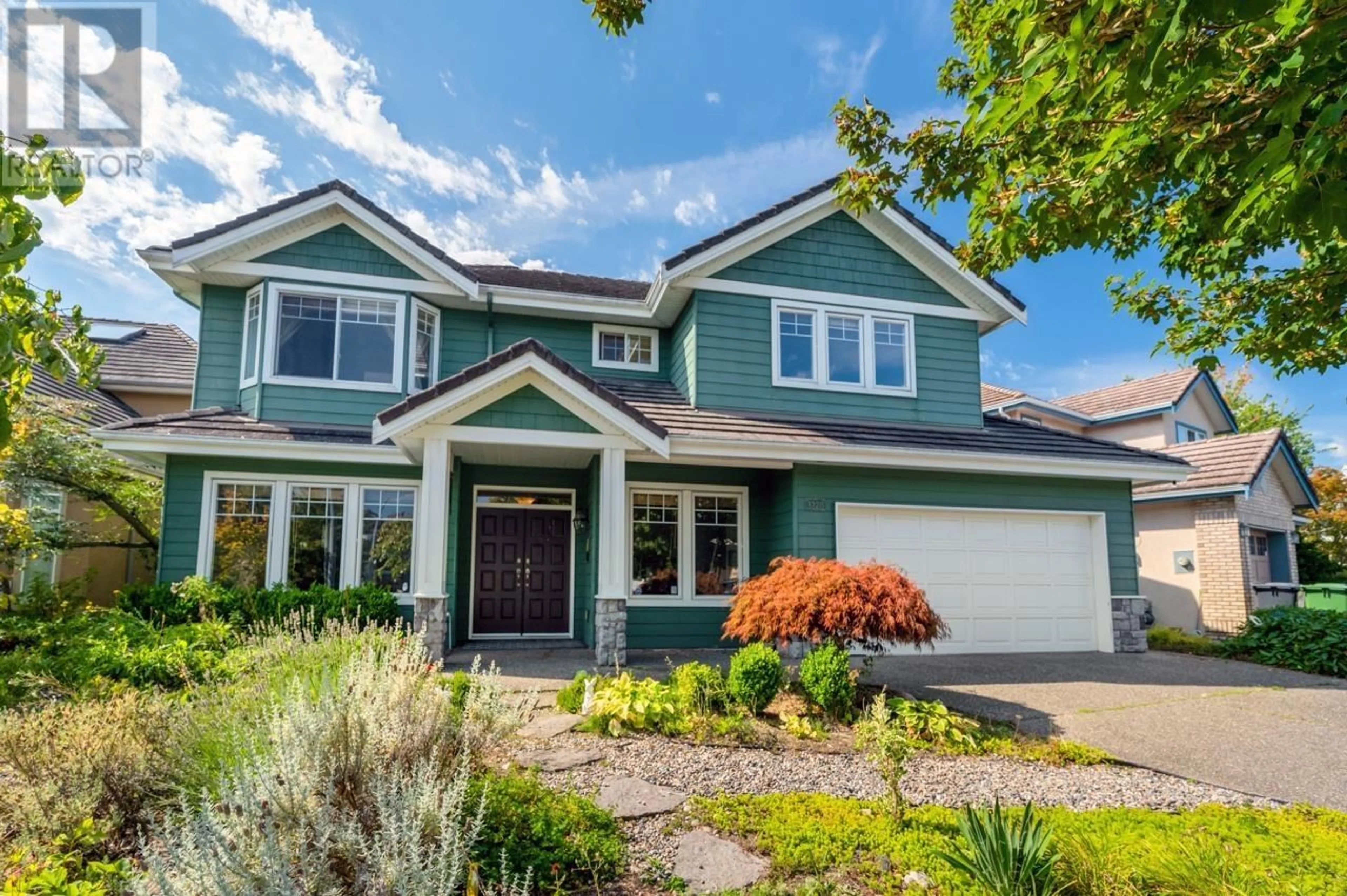 Home with vinyl exterior material, street for 3220 JOHNSON AVENUE, Richmond British Columbia V7C5R3