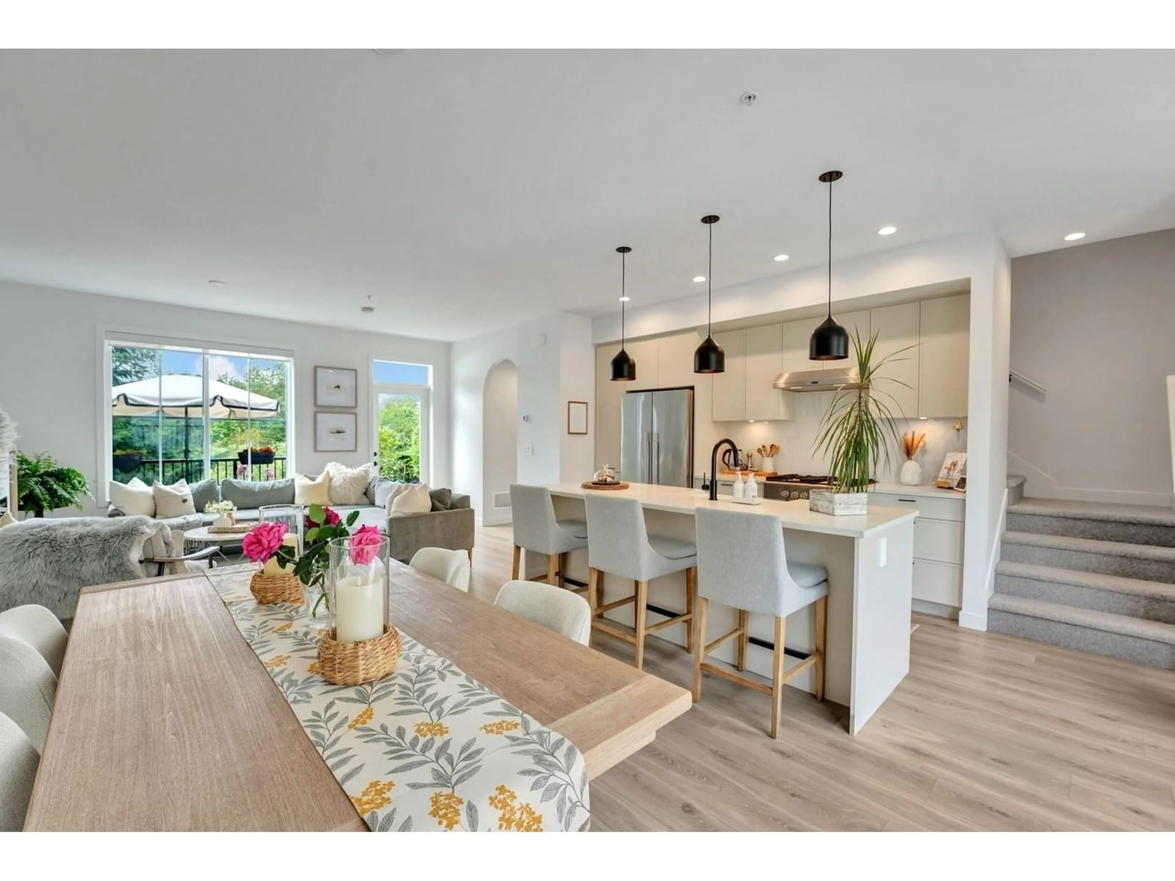 Open concept kitchen, unknown for 8 - 7937 206, Langley British Columbia V2Y1X6