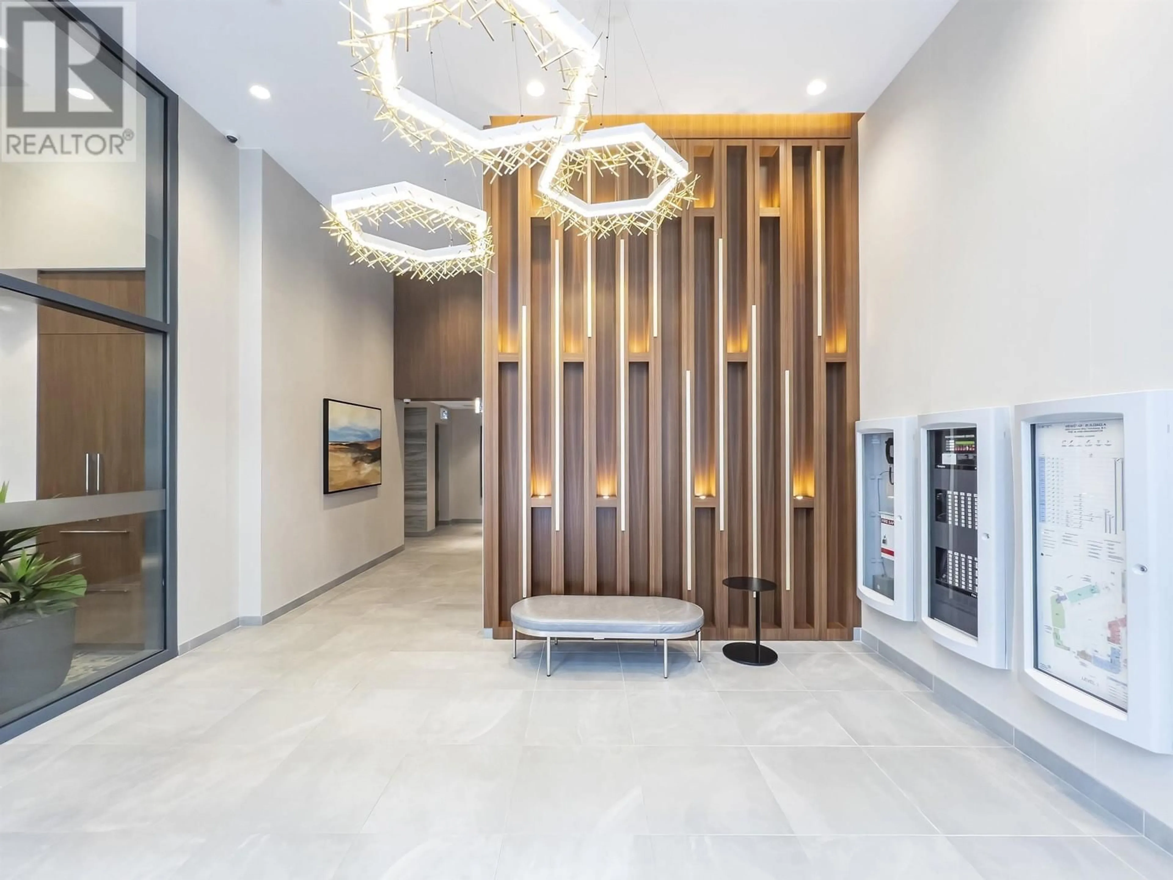 Indoor foyer for 1103 - 3200 CORVETTE WAY, Richmond British Columbia V6X0T8