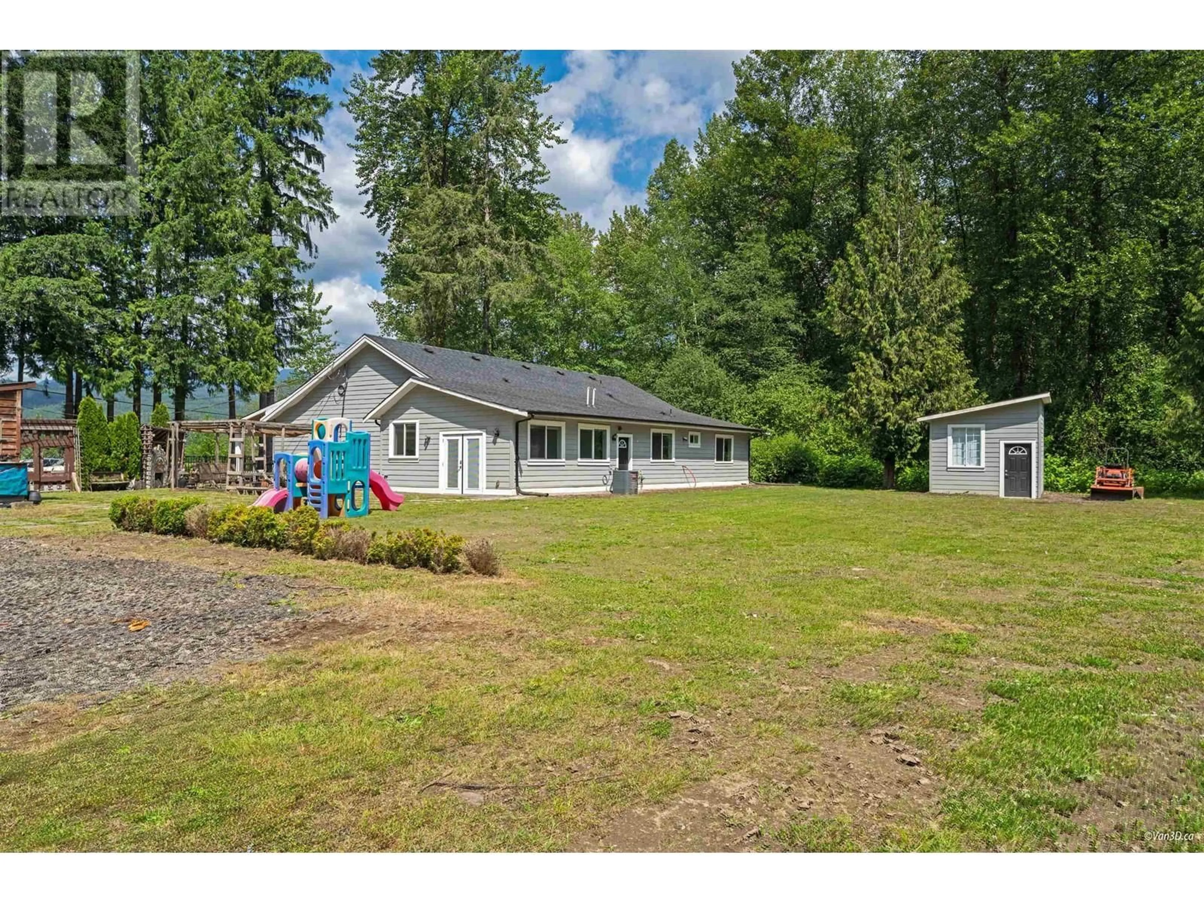 A pic from outside/outdoor area/front of a property/back of a property/a pic from drone, water/lake/river/ocean view for 22288 136 AVENUE, Maple Ridge British Columbia V4R2P7