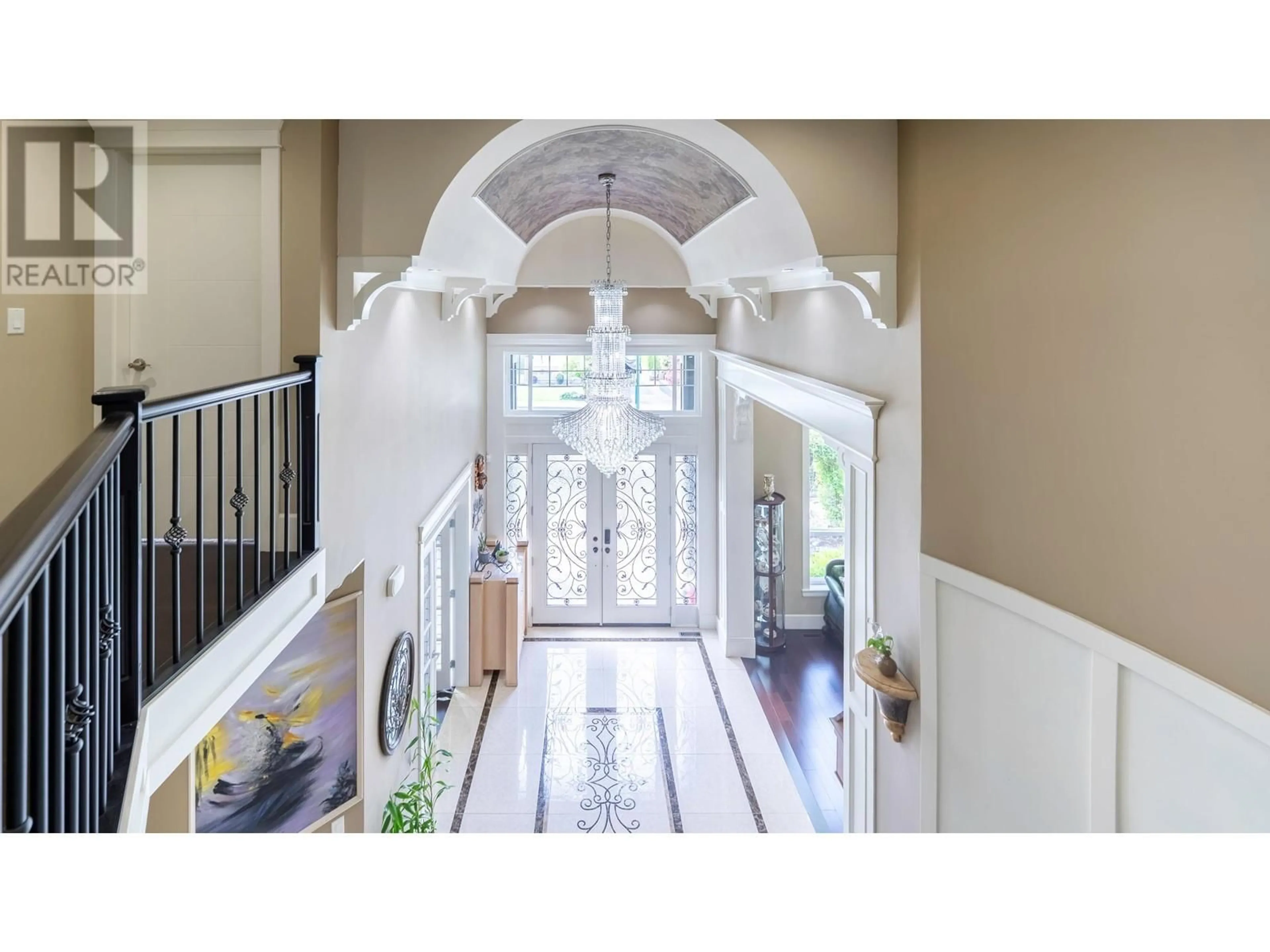Indoor entryway for 1565 KING ALBERT AVENUE, Coquitlam British Columbia V3J1Y7