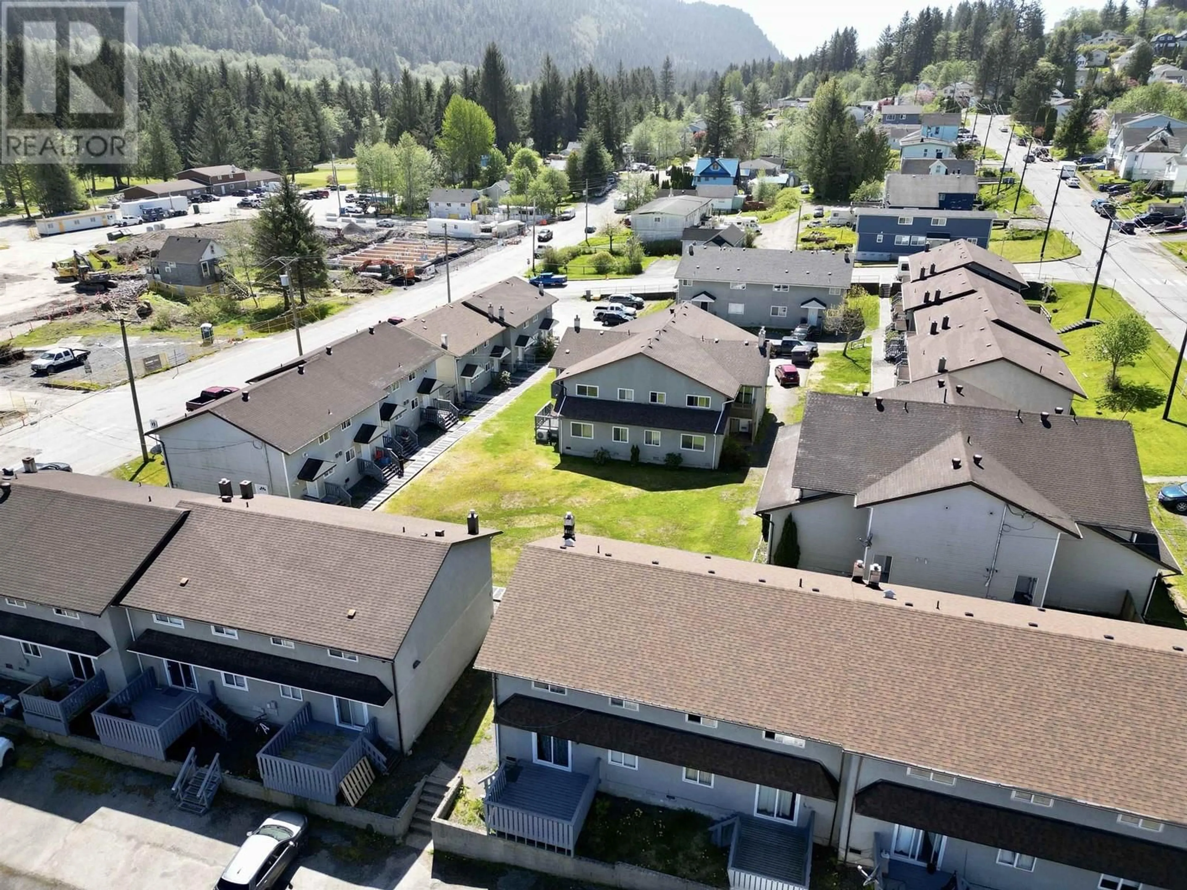 A pic from outside/outdoor area/front of a property/back of a property/a pic from drone, mountain view for 417 8TH AVENUE, Prince Rupert British Columbia V8J2P8