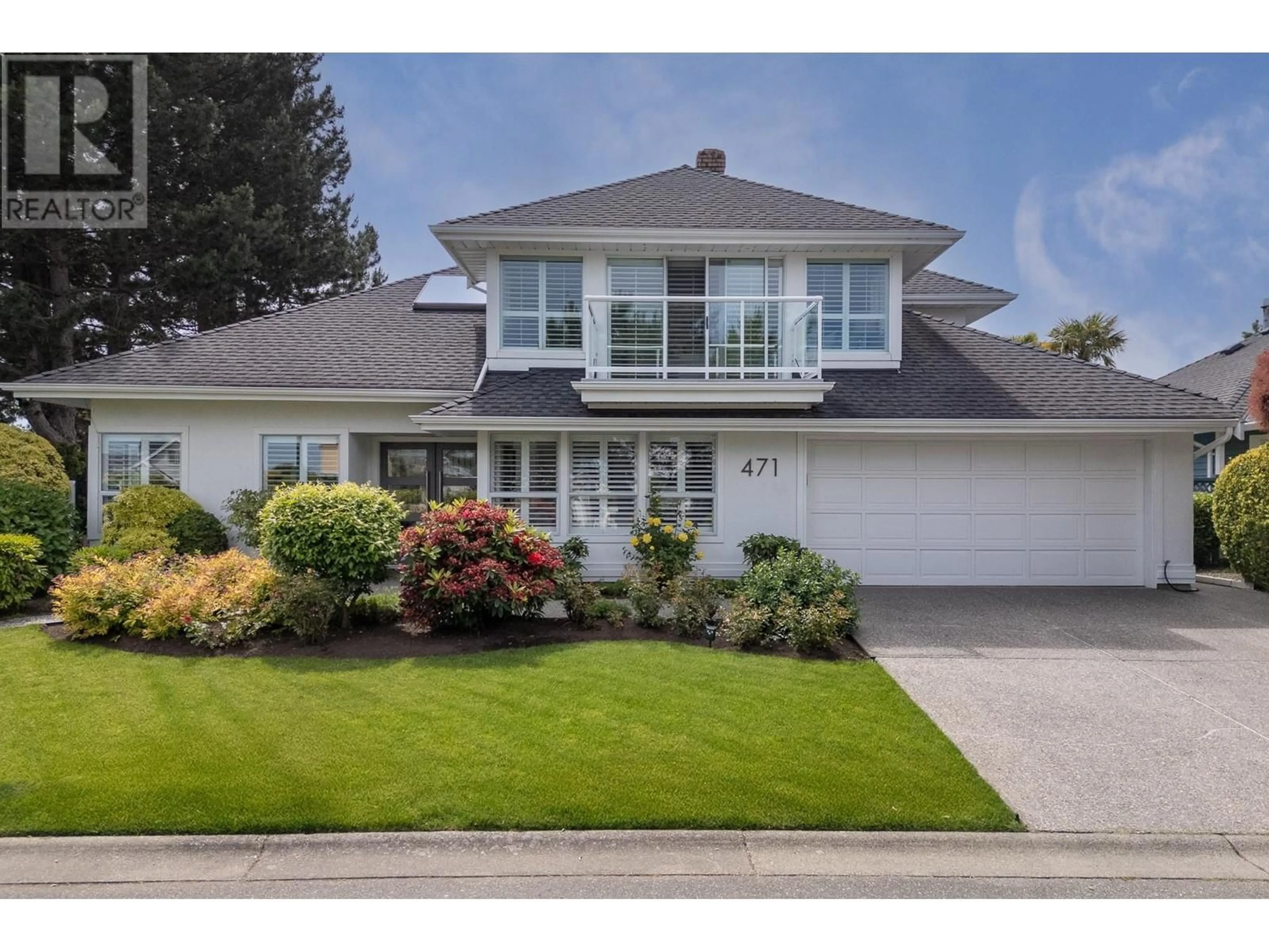 Home with vinyl exterior material, street for 471 CENTENNIAL PARKWAY, Delta British Columbia V4L2L5