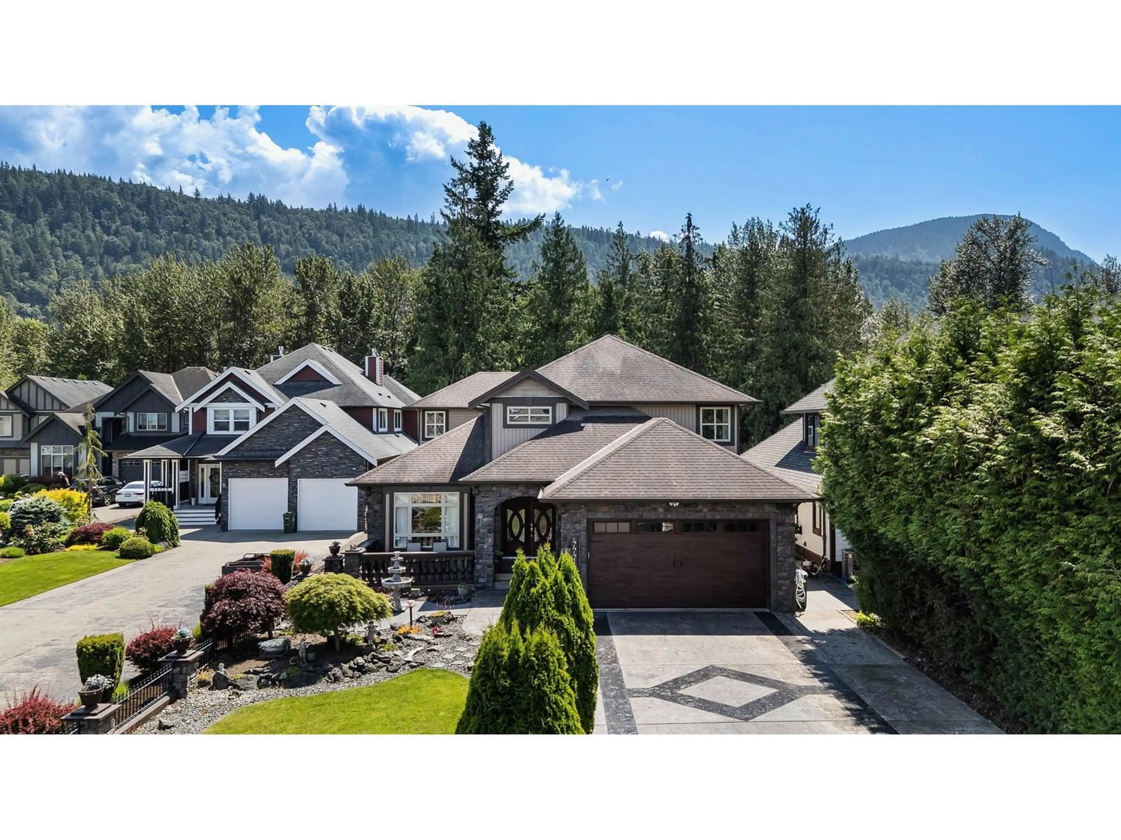 A pic from outside/outdoor area/front of a property/back of a property/a pic from drone, mountain view for 44414 MCLAREN DRIVE, Chilliwack British Columbia V2R0A3
