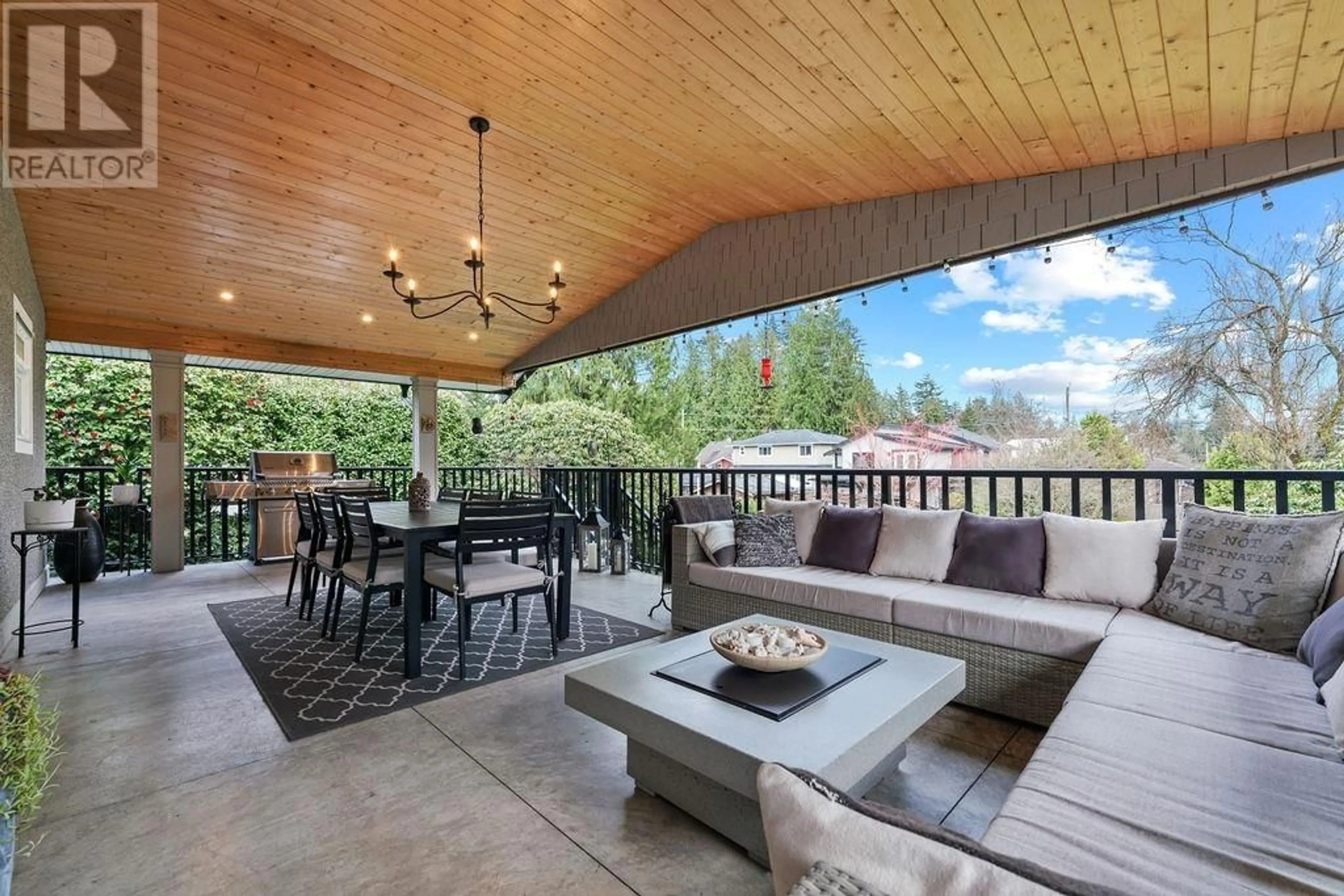 Patio, unknown for 549 22ND STREET, North Vancouver British Columbia V7M2A6