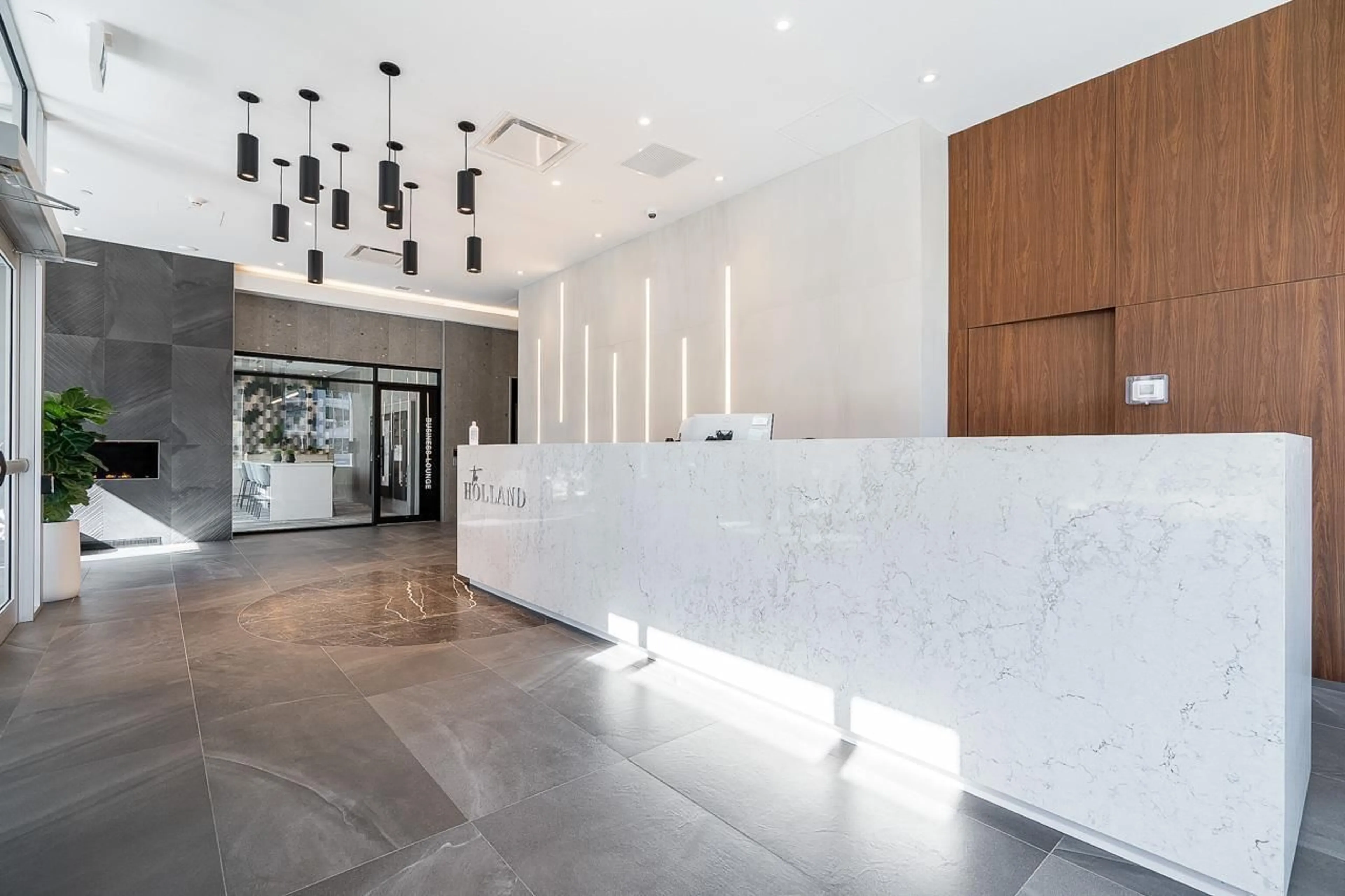 Lobby for 2208 - 13359 OLD YALE, Surrey British Columbia V3T0S4
