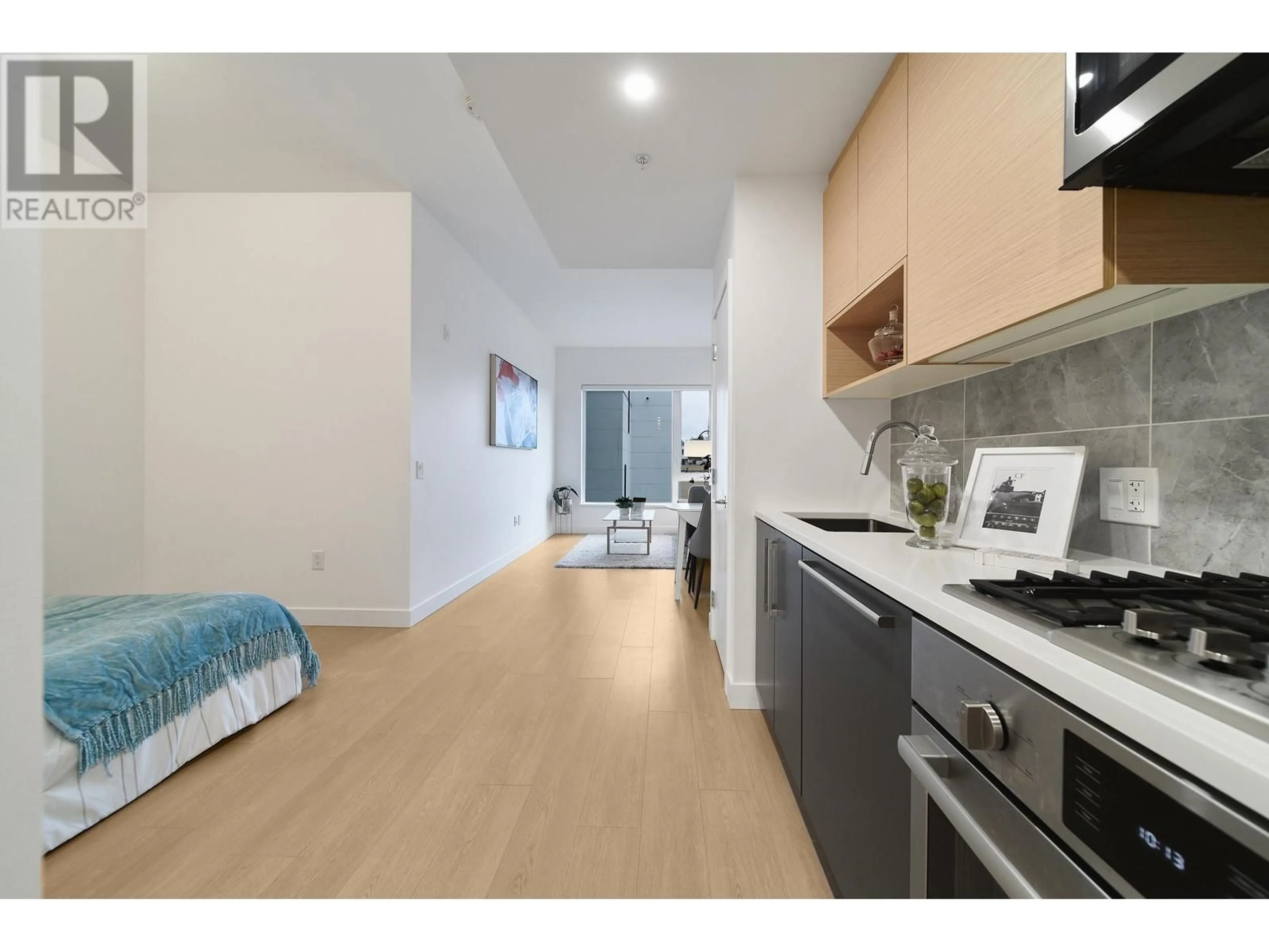 Standard kitchen, wood/laminate floor for 410 - 8888 OSLER STREET, Vancouver British Columbia V6P4G2