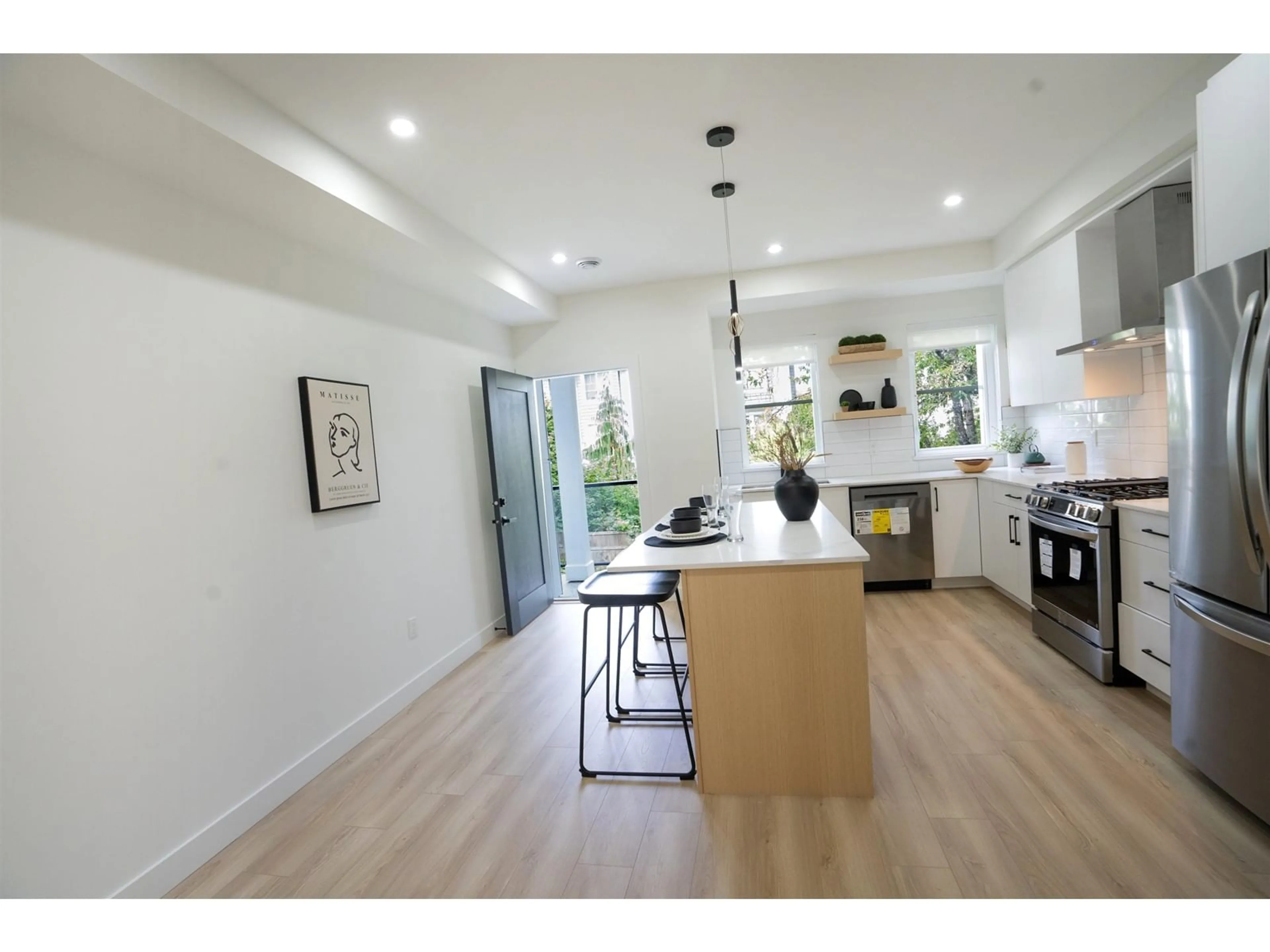 Open concept kitchen, unknown for 2 - 14311 60, Surrey British Columbia V3X2N4