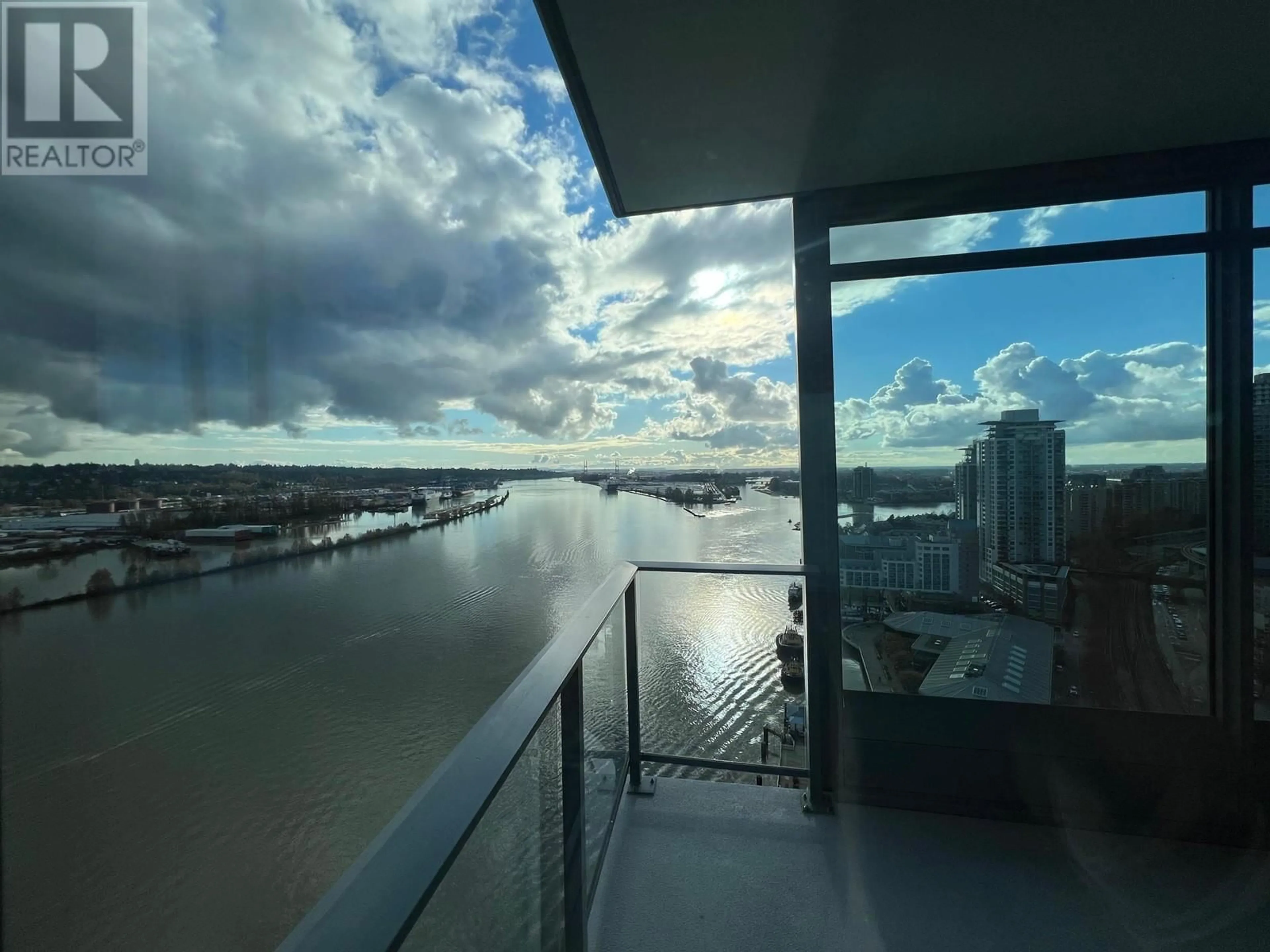 Balcony in the apartment, water/lake/river/ocean view for 2108 - 680 QUAYSIDE DRIVE, New Westminster British Columbia V3M0P2