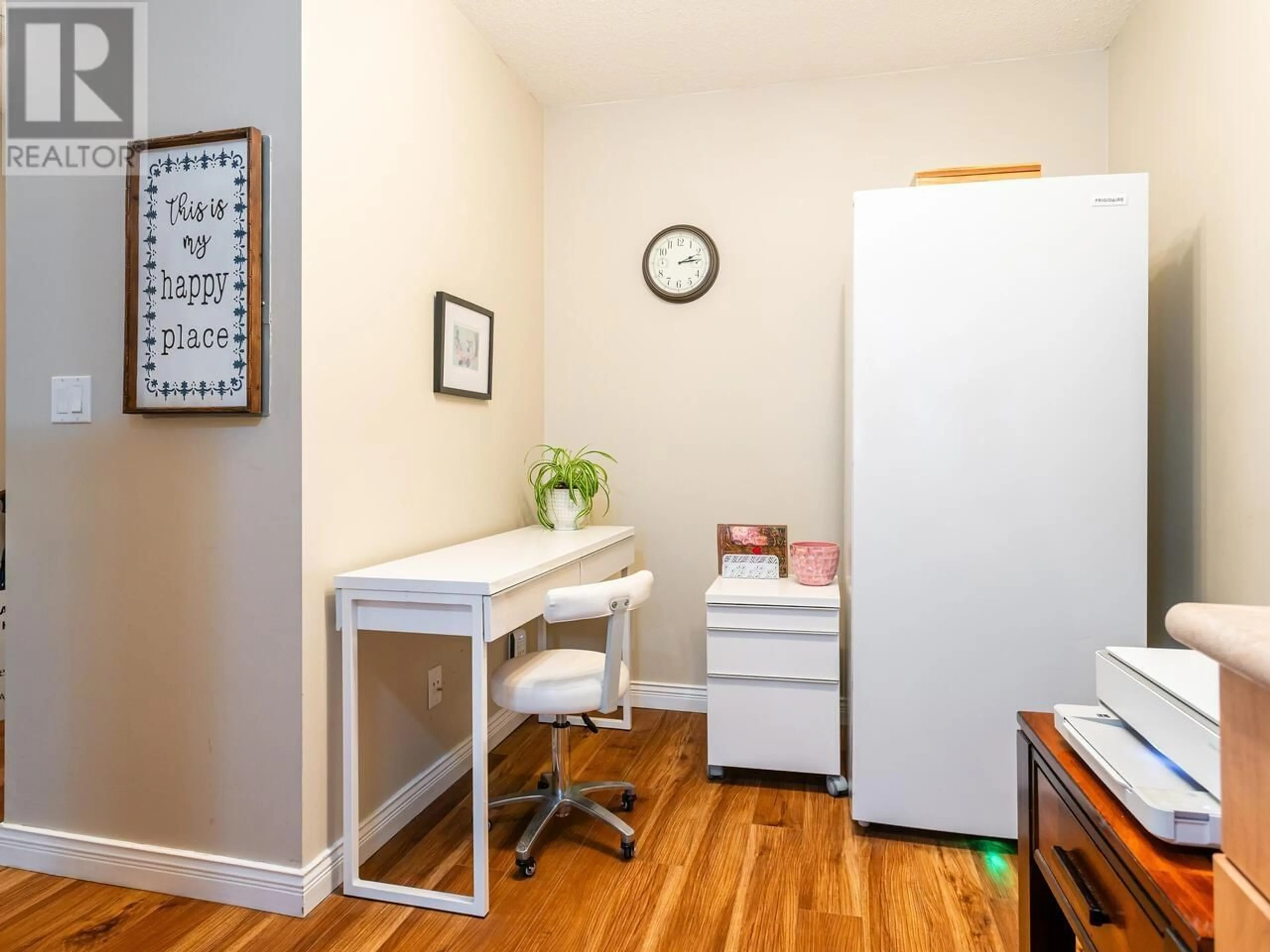 A pic of a room for 208 - 1668 GRANT AVENUE, Port Coquitlam British Columbia V3B1P3