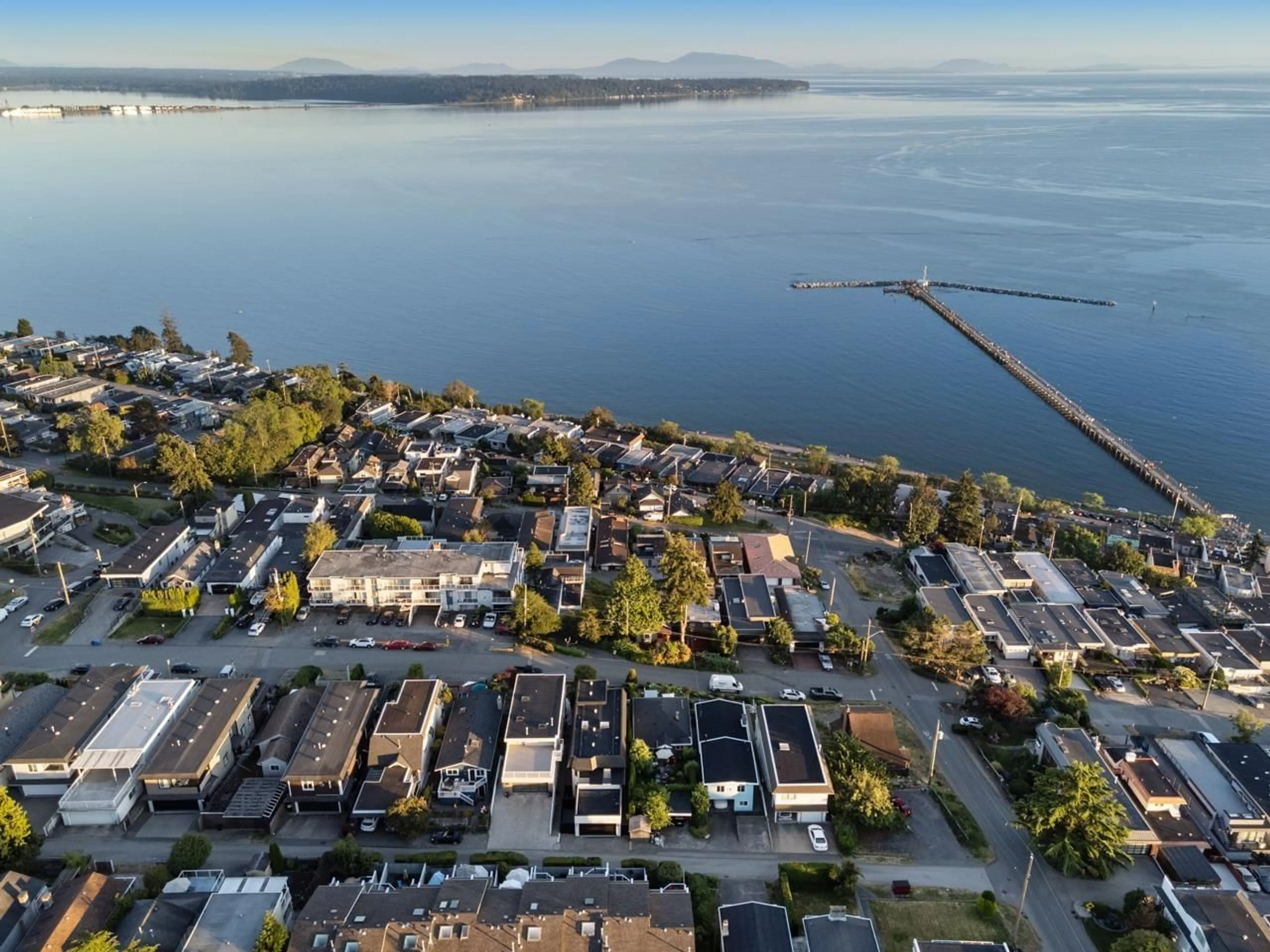 A pic from outside/outdoor area/front of a property/back of a property/a pic from drone, water/lake/river/ocean view for 15135 COLUMBIA, White Rock British Columbia V4B1J2