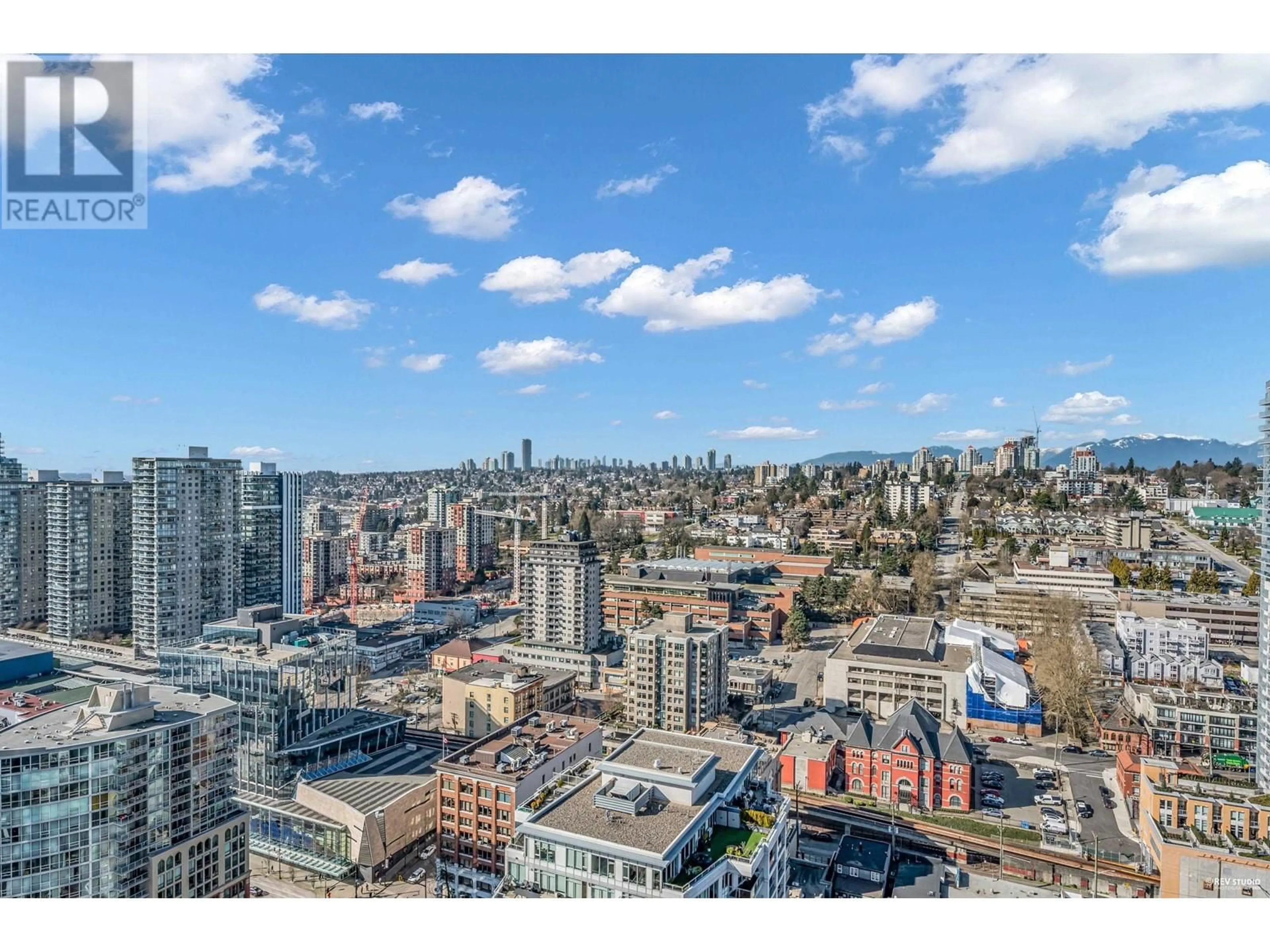 A pic from outside/outdoor area/front of a property/back of a property/a pic from drone, city buildings view from balcony for 3003 - 660 QUAYSIDE ROAD, New Westminster British Columbia V3M0P2