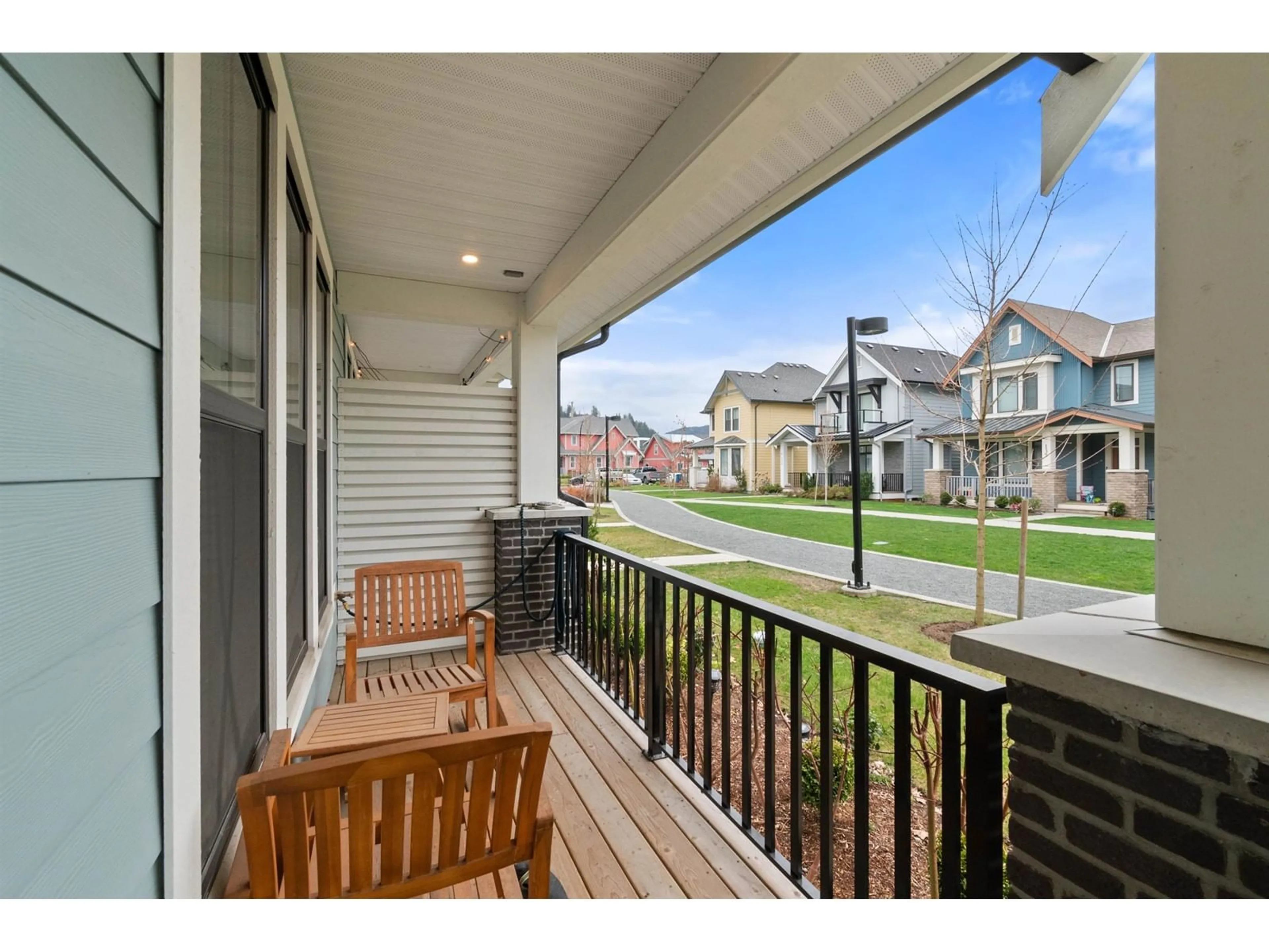 Patio, street for 9 - 46211 PROMONTORY ROAD, Chilliwack British Columbia V2R6E4