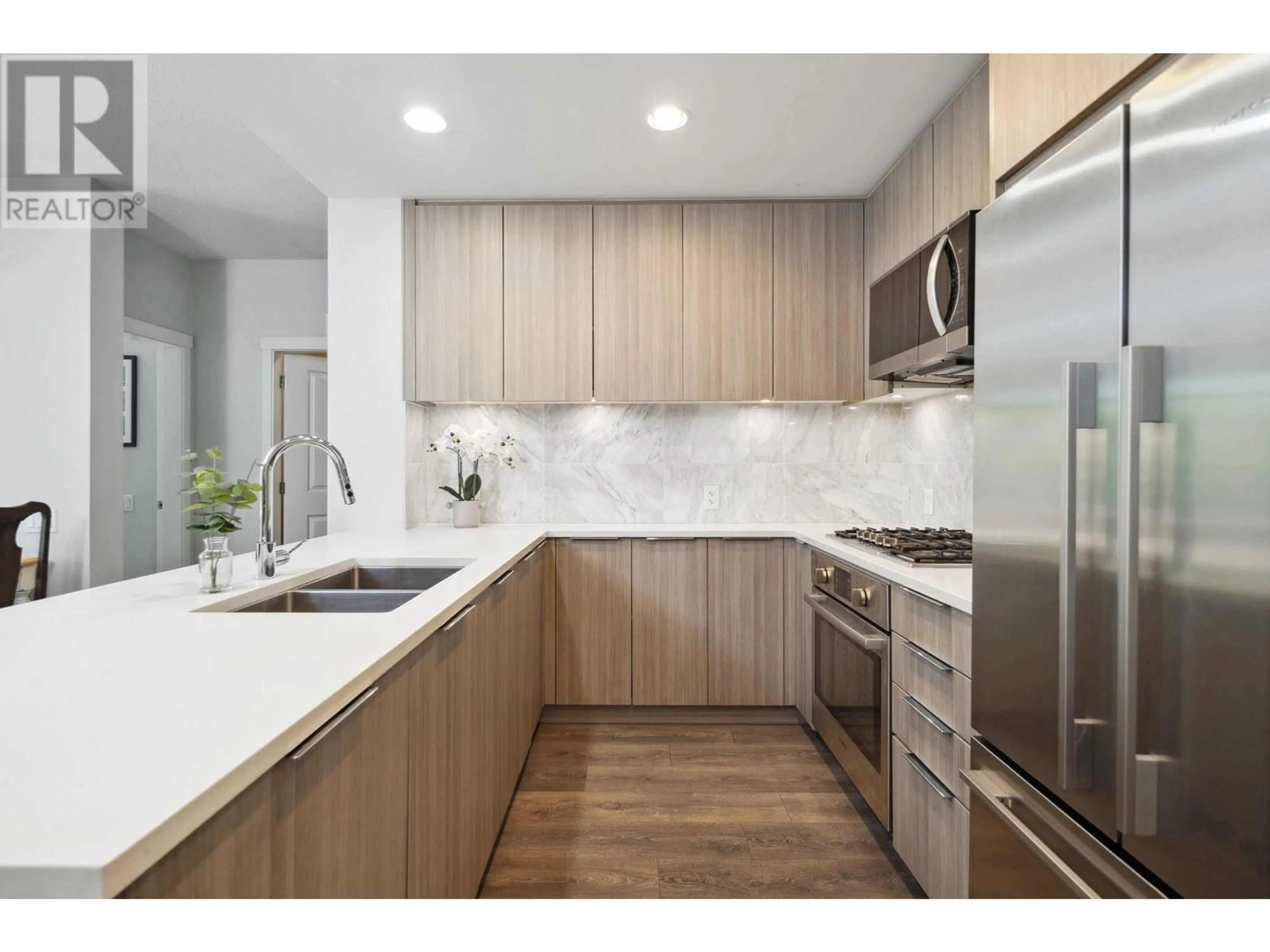 Standard kitchen, unknown for 104 - 3289 RIVERWALK AVENUE, Vancouver British Columbia V5S0G2