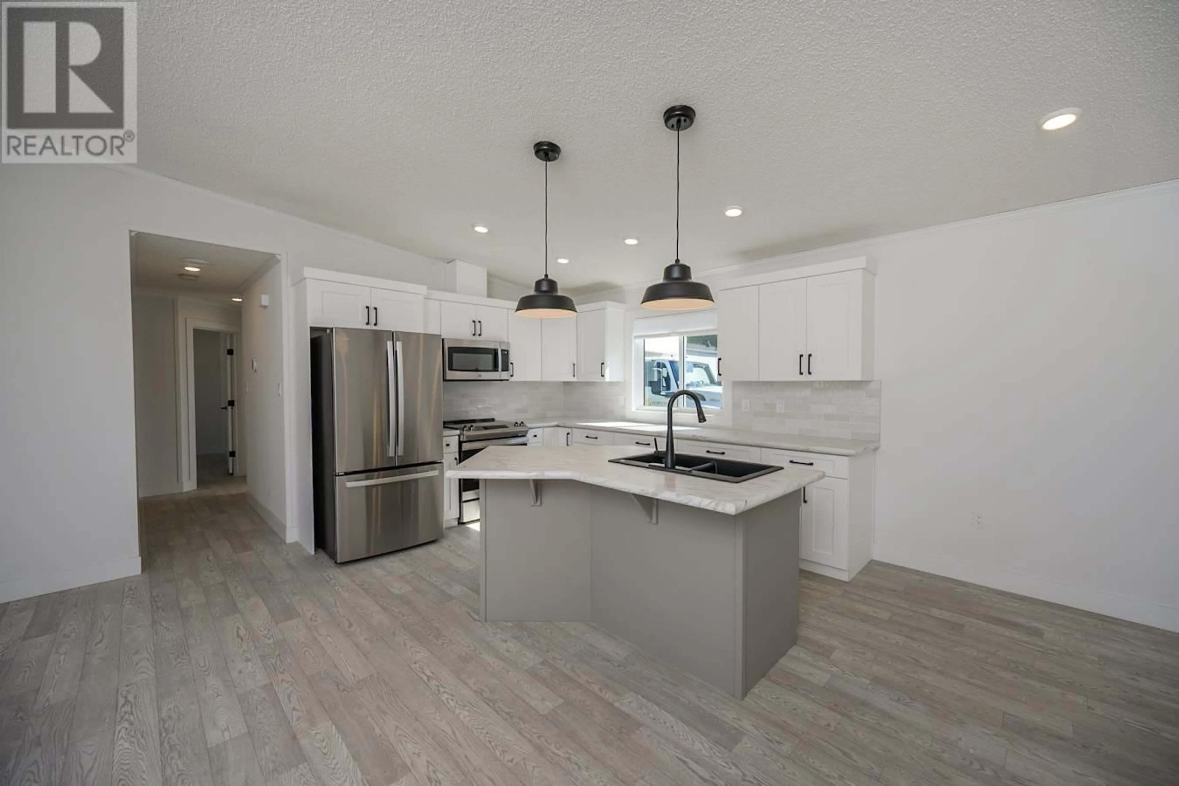 Open concept kitchen, unknown for 11 - 5164 HART HIGHWAY, Prince George British Columbia V2K5B7