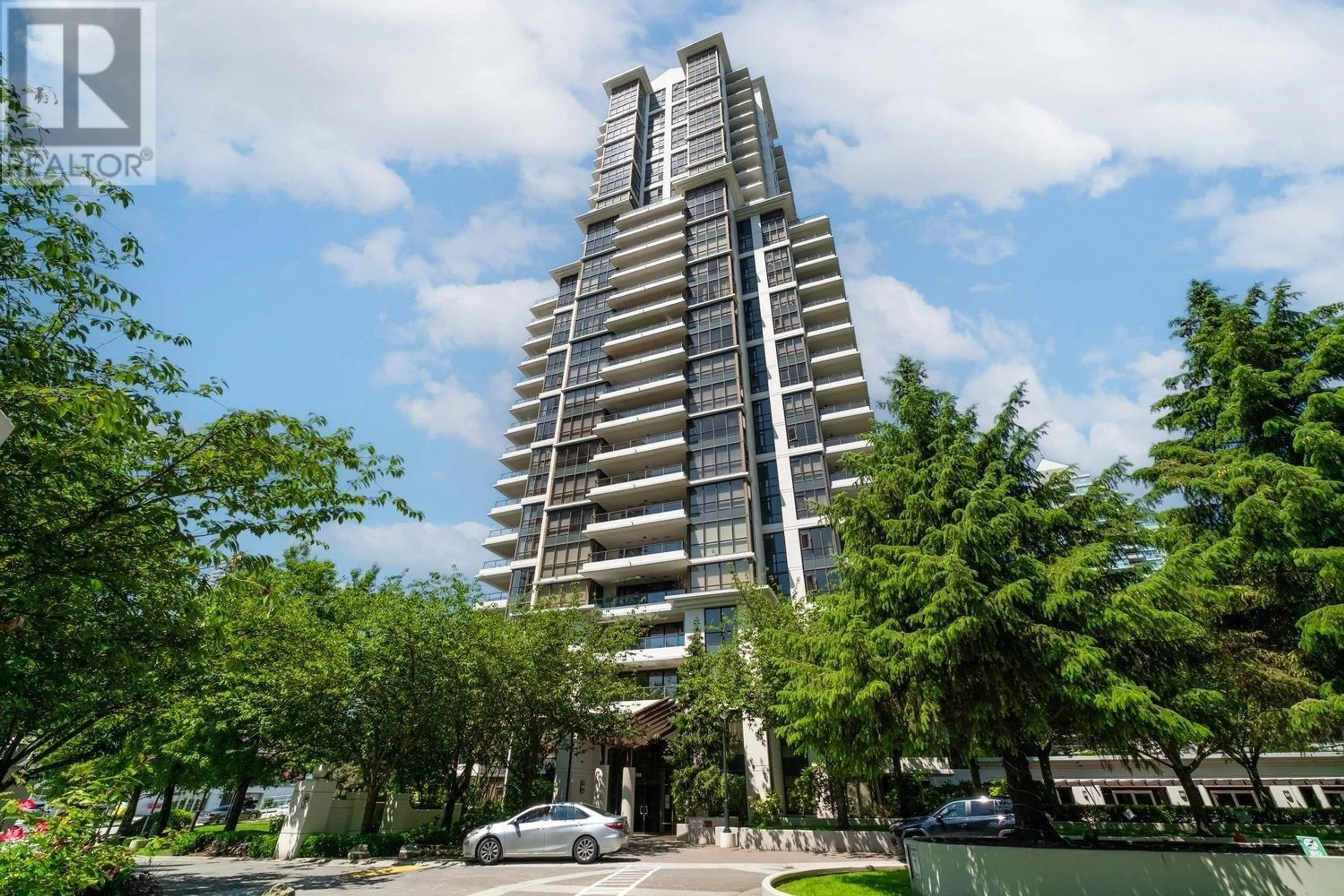 Indoor foyer for 1005 - 2088 MADISON AVENUE, Burnaby British Columbia V5C6T5