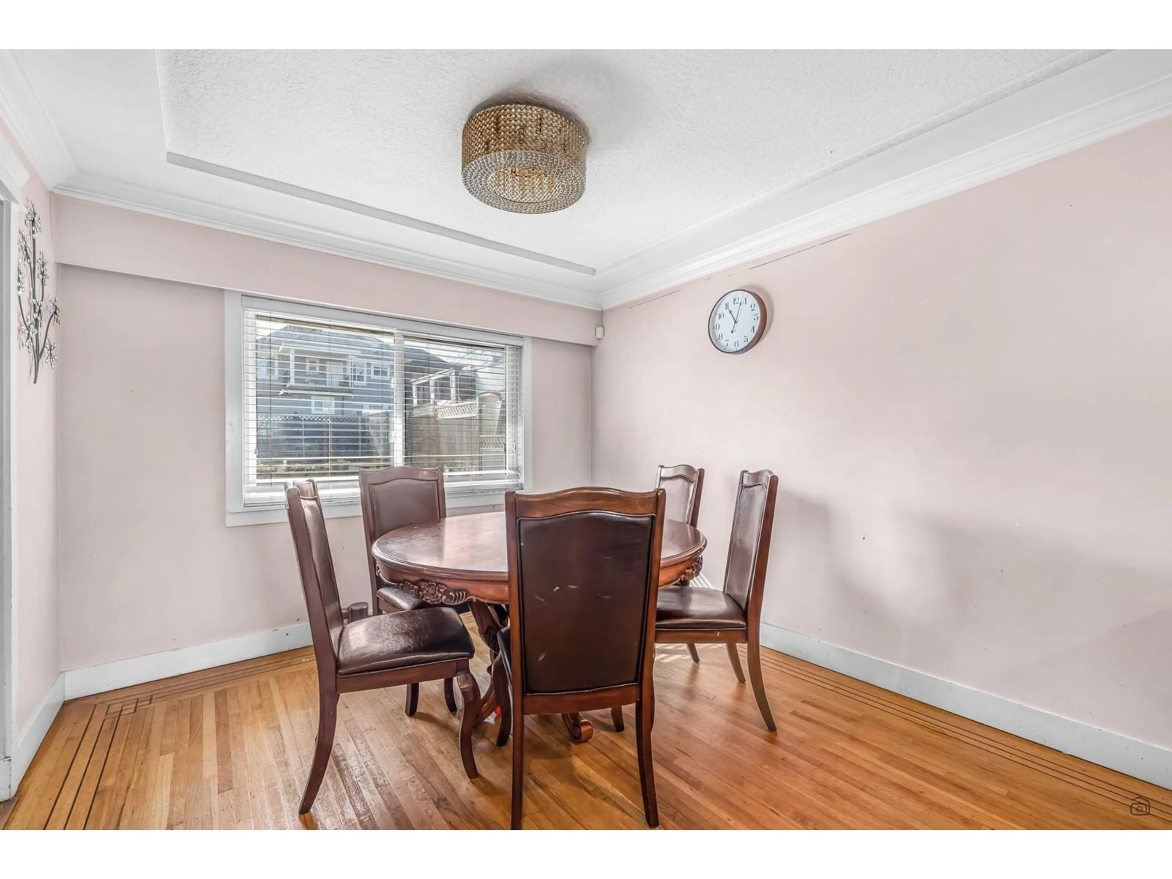 Dining room, wood/laminate floor for 12666 98, Surrey British Columbia V3V2K8