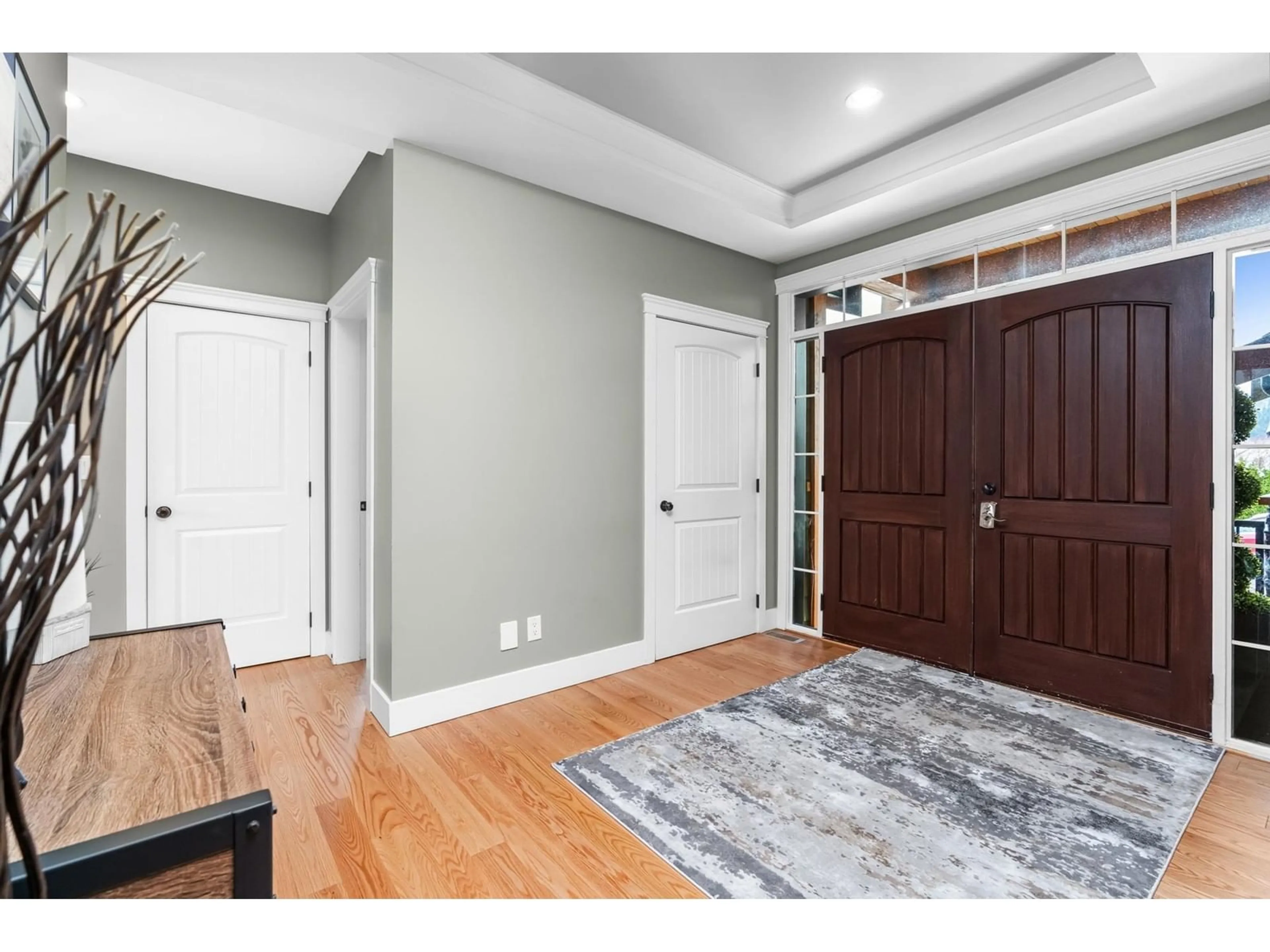 Indoor entryway for 5157 DHALIWAL PLACE, Chilliwack British Columbia V2R0J4
