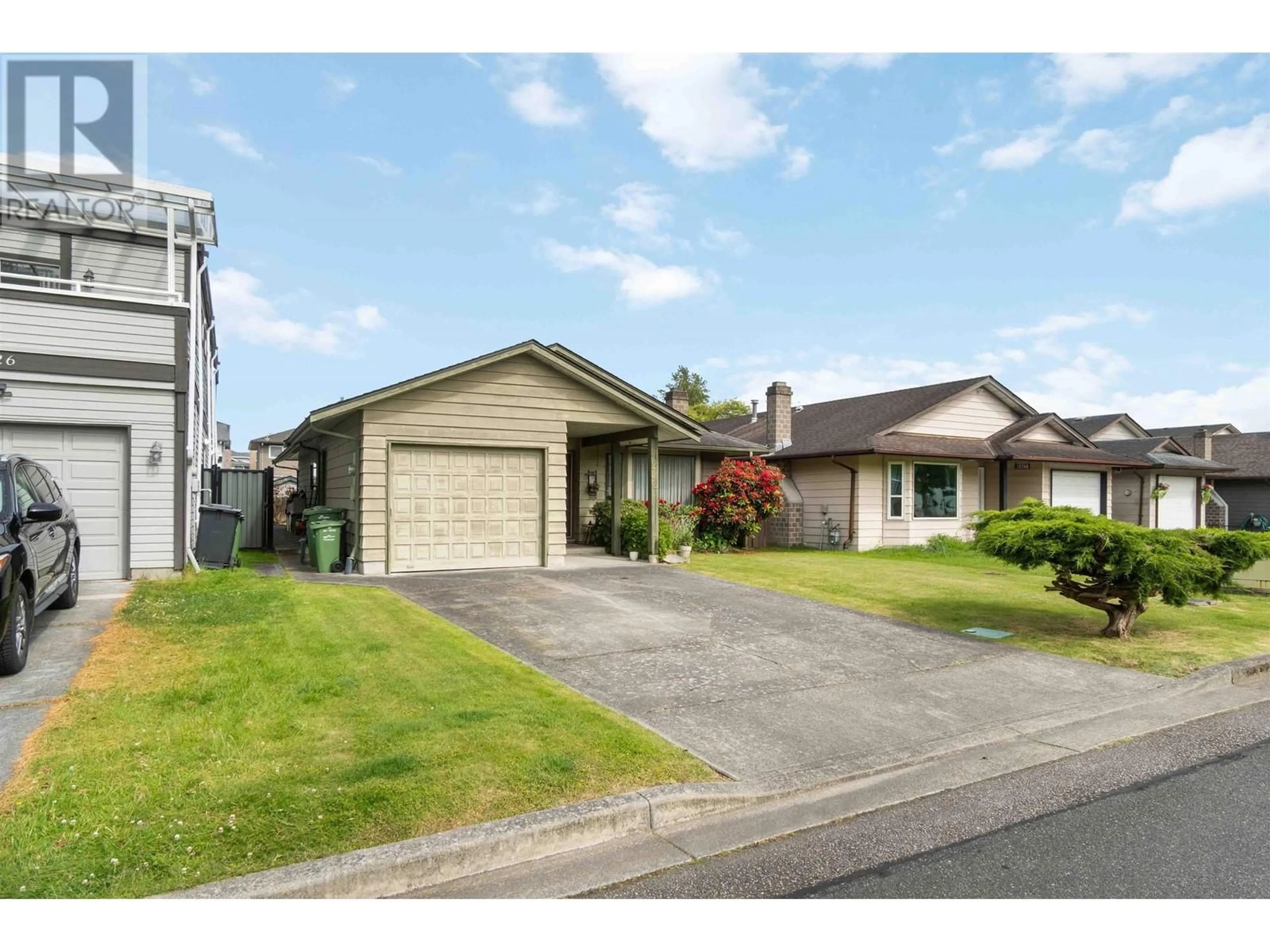 Home with vinyl exterior material, street for 10740 BONAVISTA PLACE, Richmond British Columbia V7E5B8