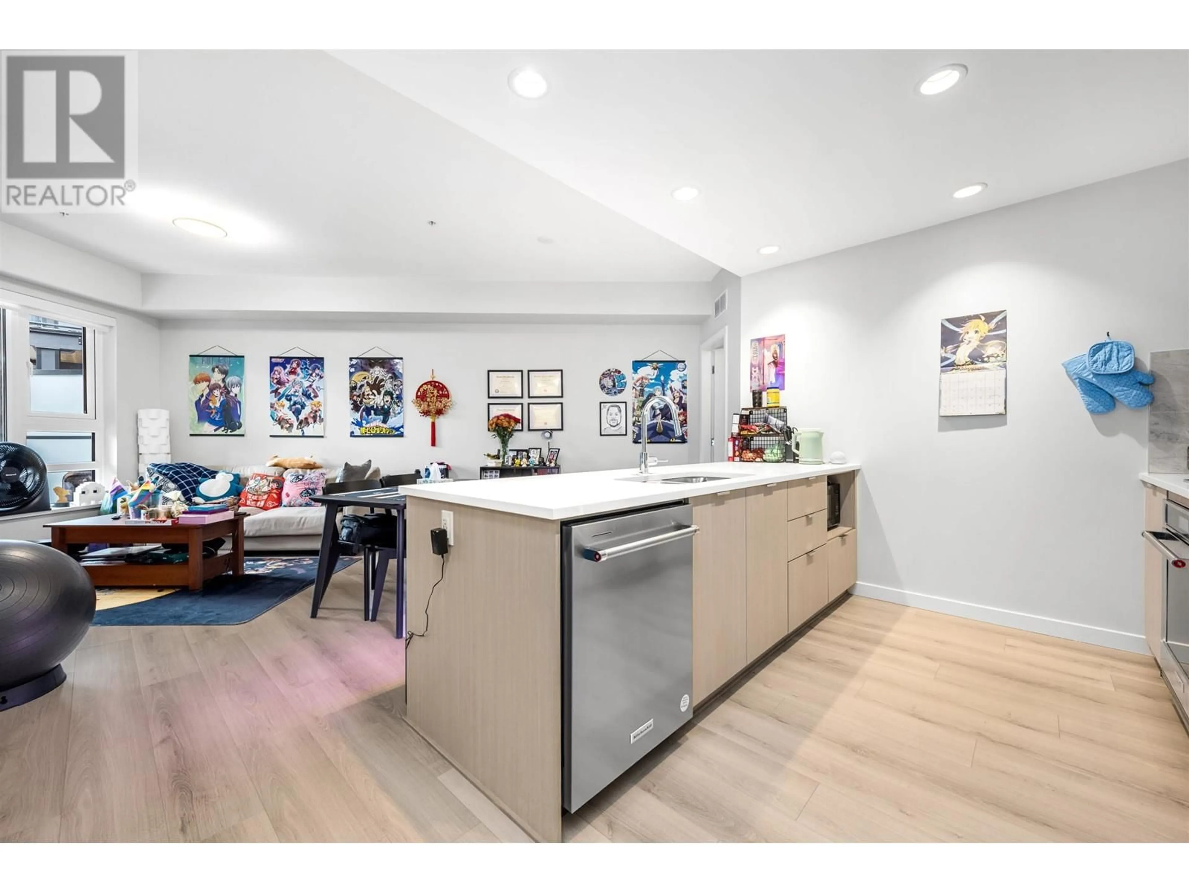 Open concept kitchen, unknown for 521 - 615 COTTONWOOD AVENUE, Coquitlam British Columbia V3J2S5