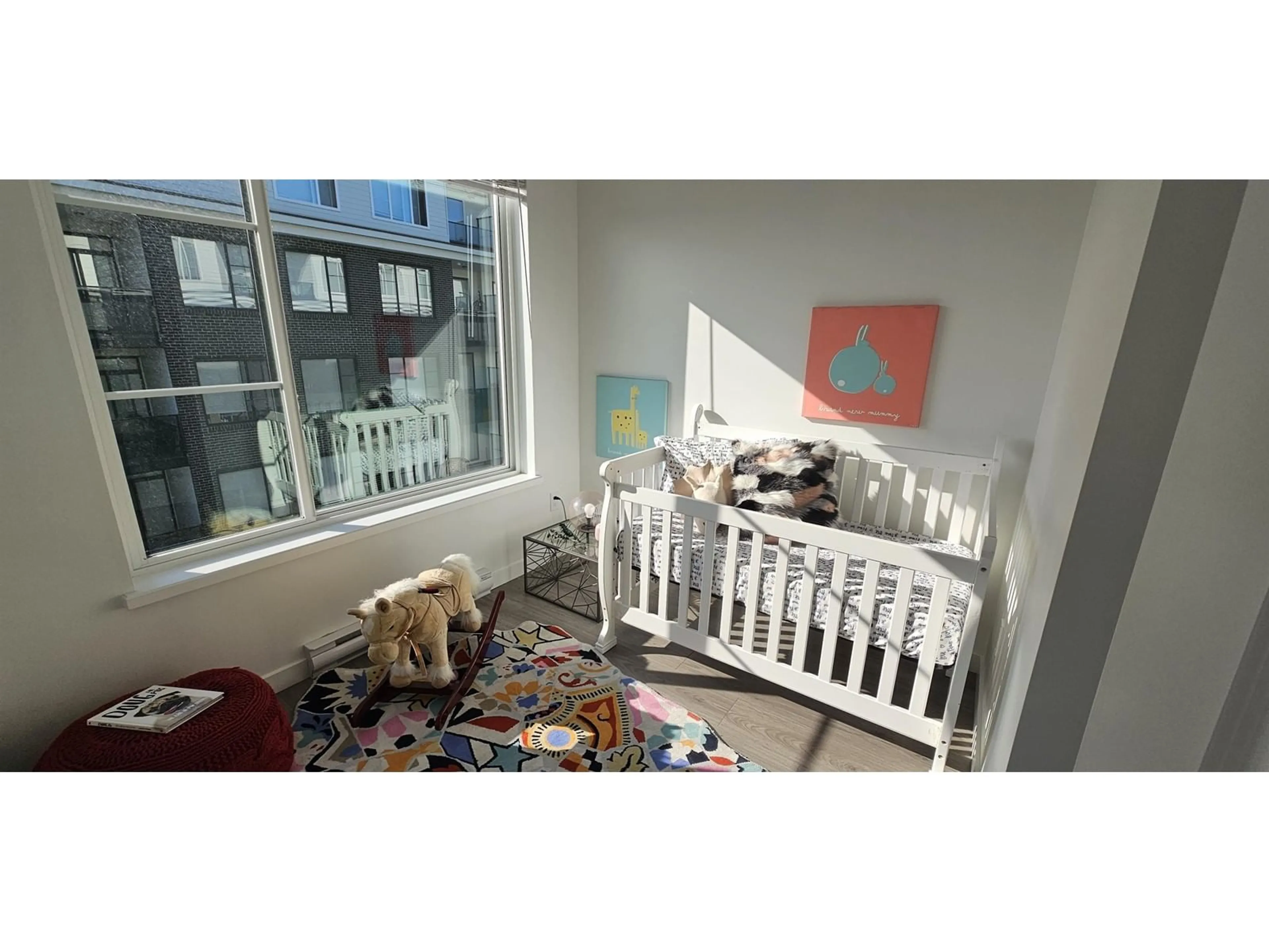 A pic of a room for 501 - 15825 85, Surrey British Columbia V4N6W9
