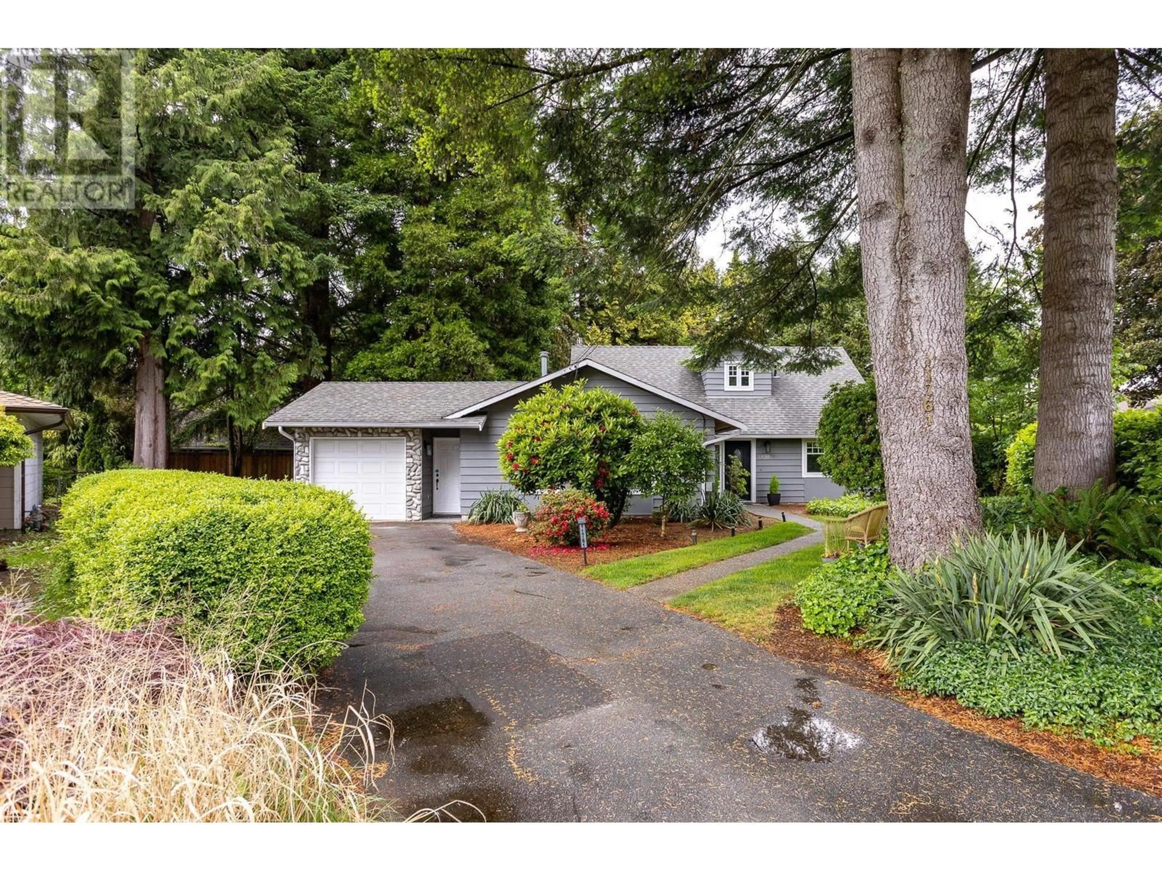 Home with vinyl exterior material, street for 11761 195B STREET, Pitt Meadows British Columbia V3Y1G9
