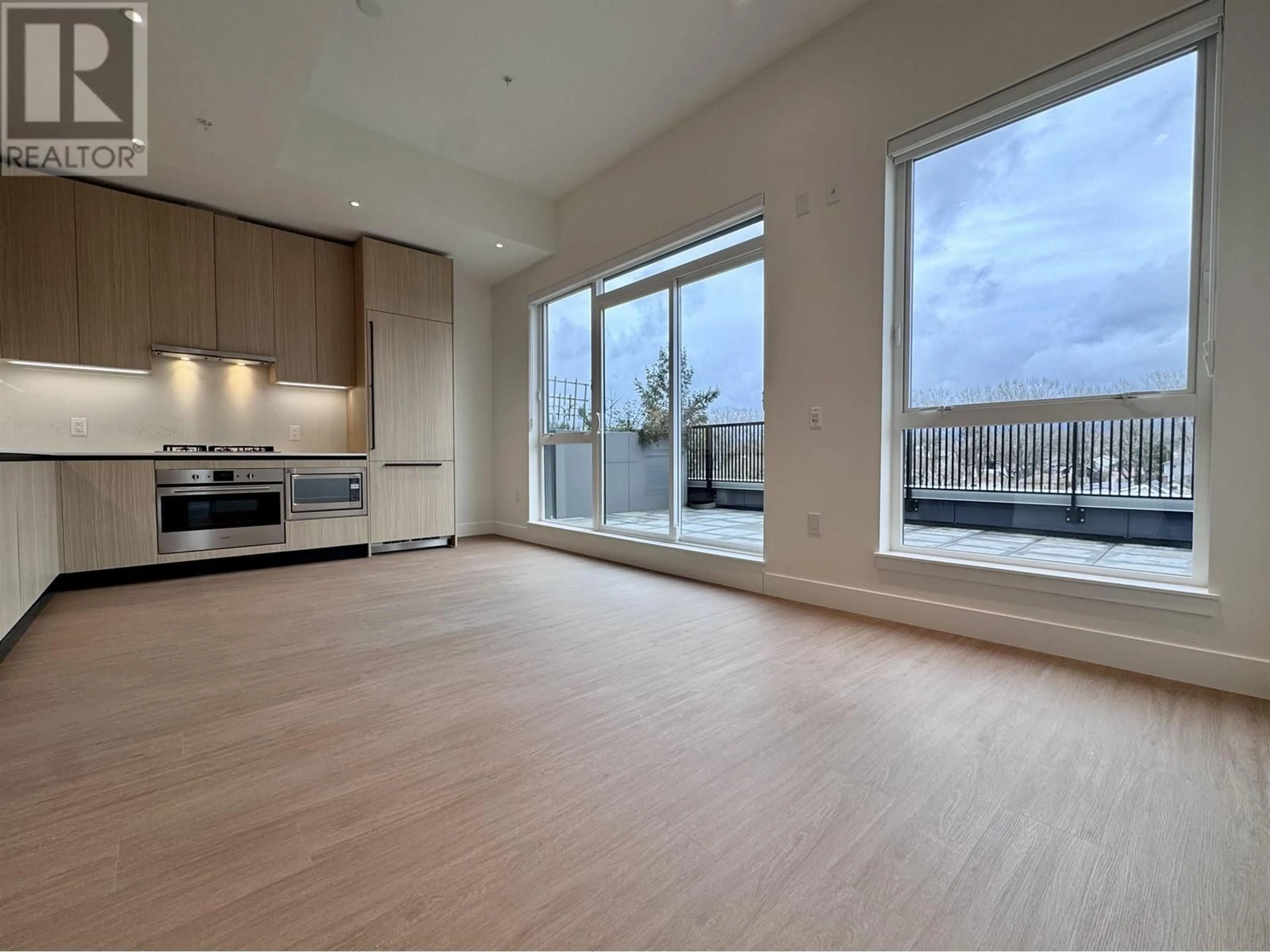 A pic of a room for 601 - 2235 BROADWAY, Vancouver British Columbia V5N0J5