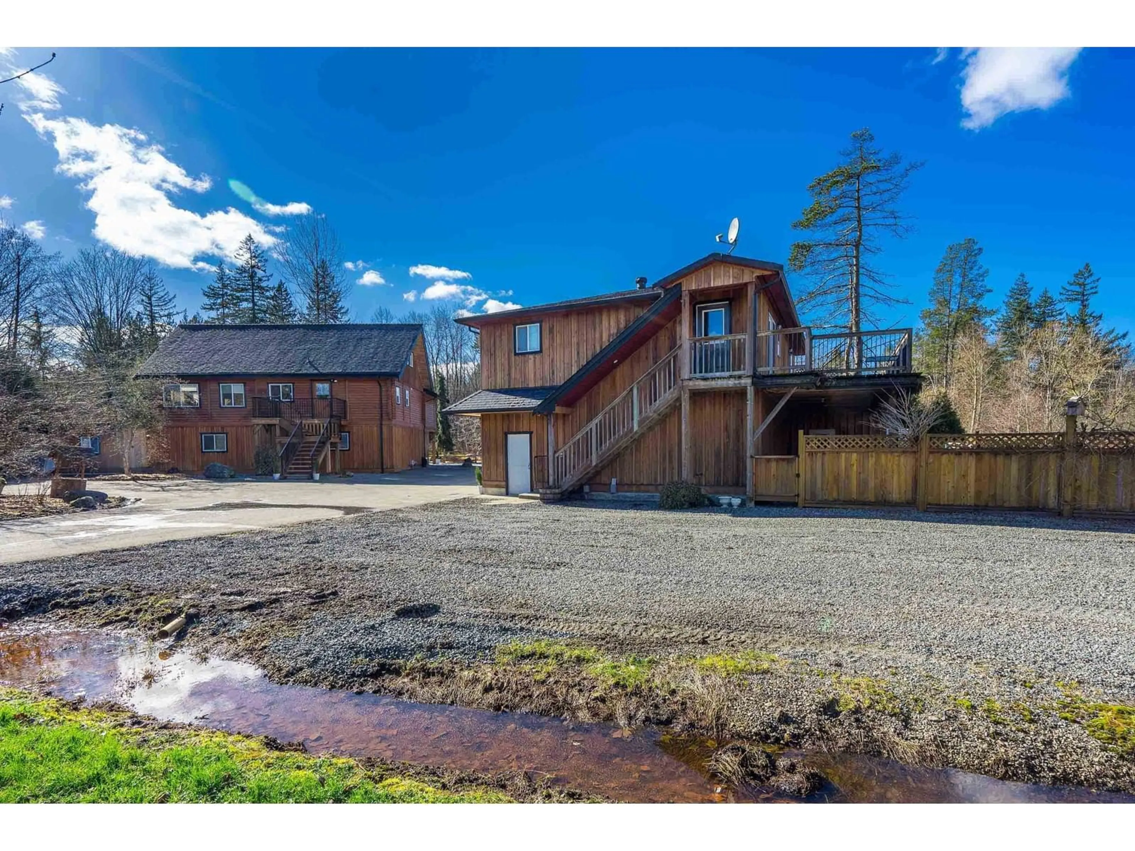 A pic from outside/outdoor area/front of a property/back of a property/a pic from drone, unknown for 7007 264, Langley British Columbia V4W1M8