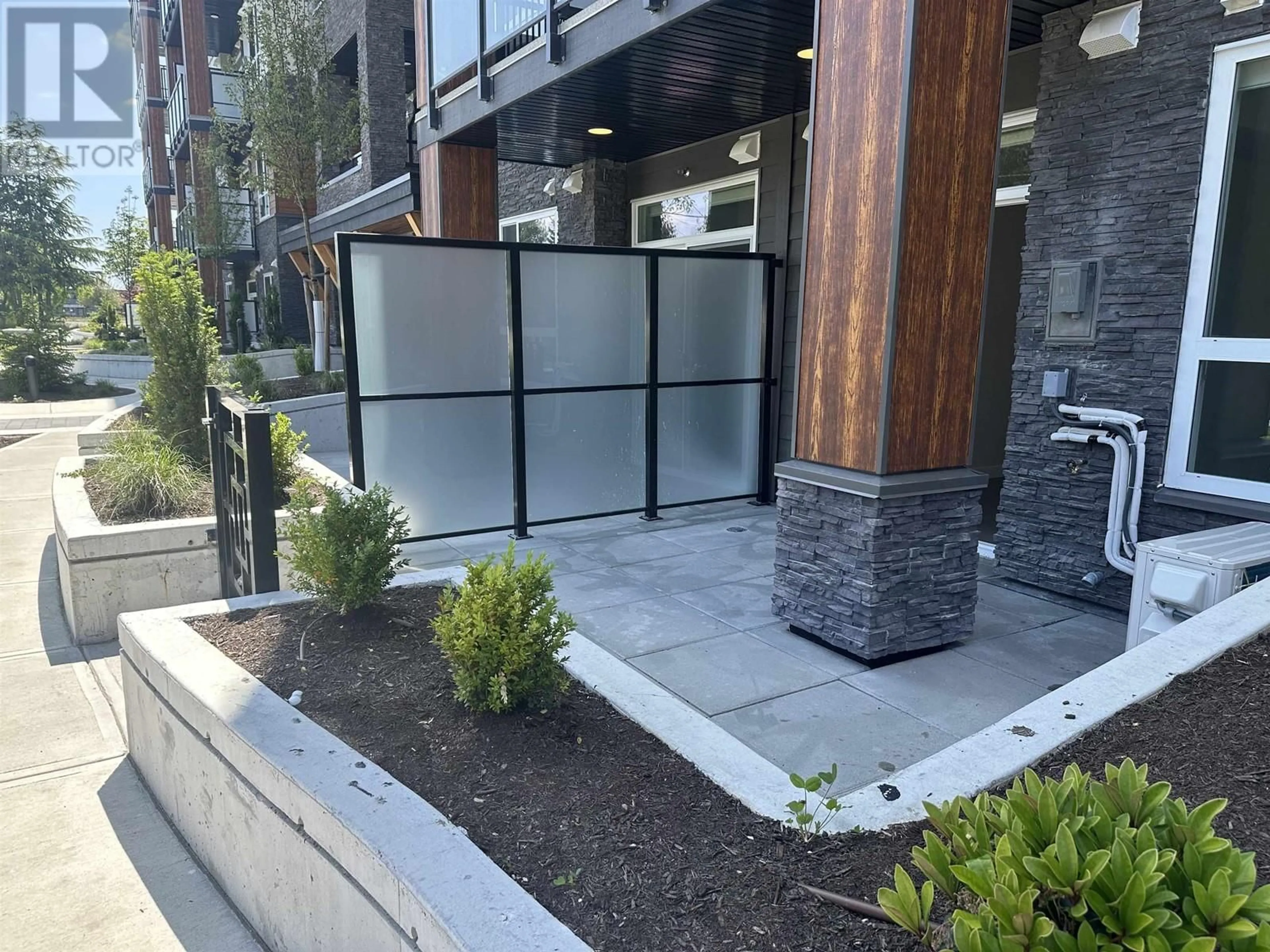 Patio, street for 104 - 12109 223 STREET, Maple Ridge British Columbia V2X3I2