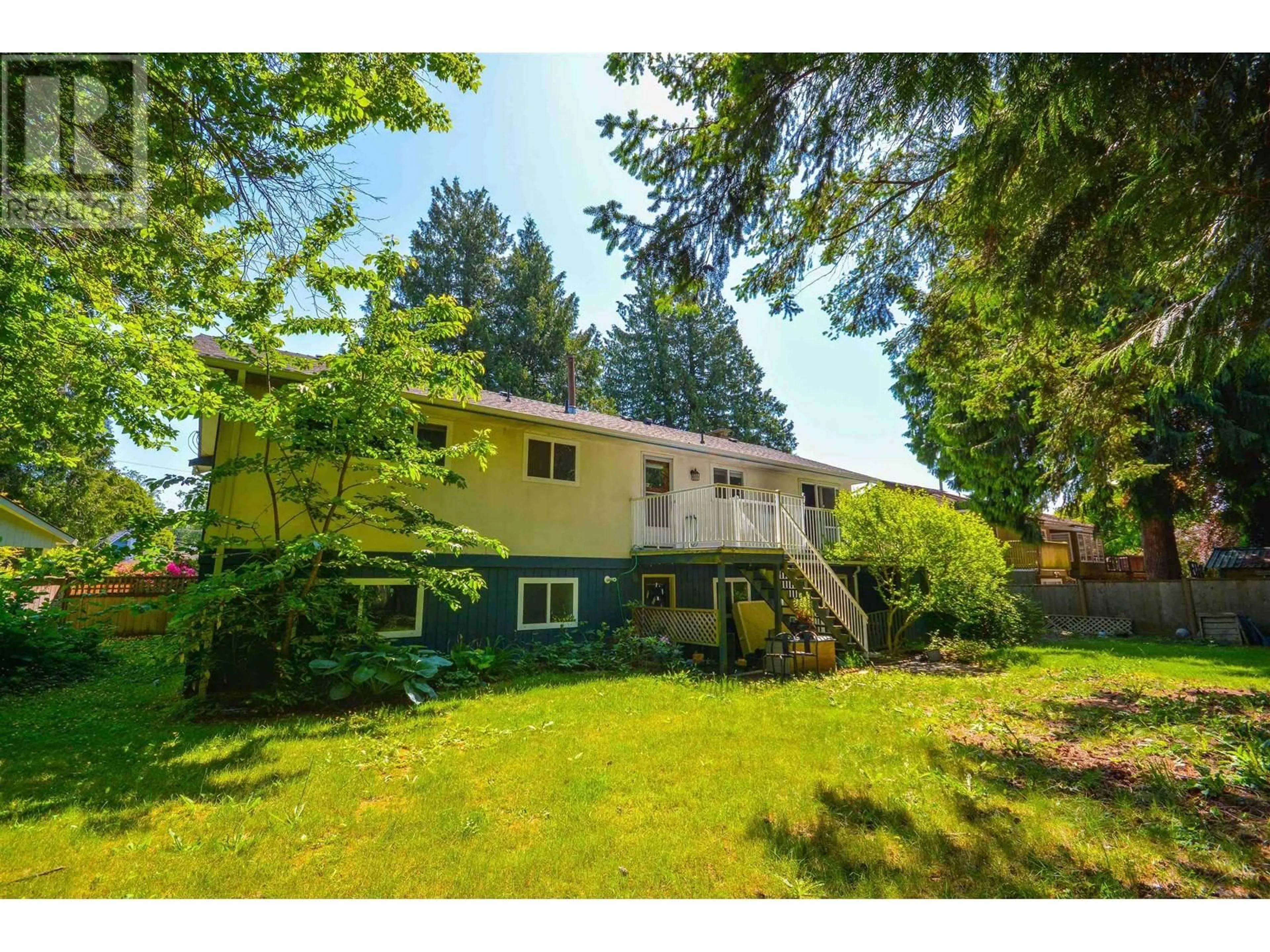 A pic from outside/outdoor area/front of a property/back of a property/a pic from drone, unknown for 1409 WINDSOR CRESCENT, Delta British Columbia V4M3C3