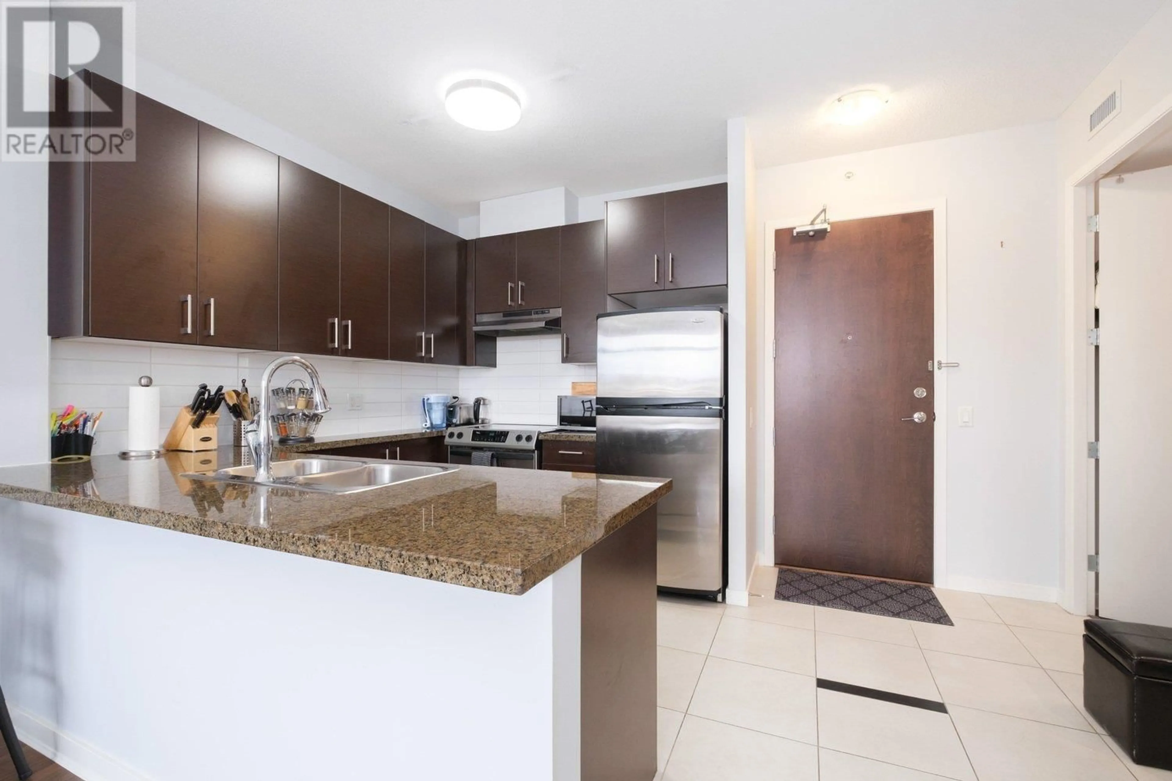 Standard kitchen, ceramic/tile floor for 702 - 4250 DAWSON STREET, Burnaby British Columbia V5C4B1