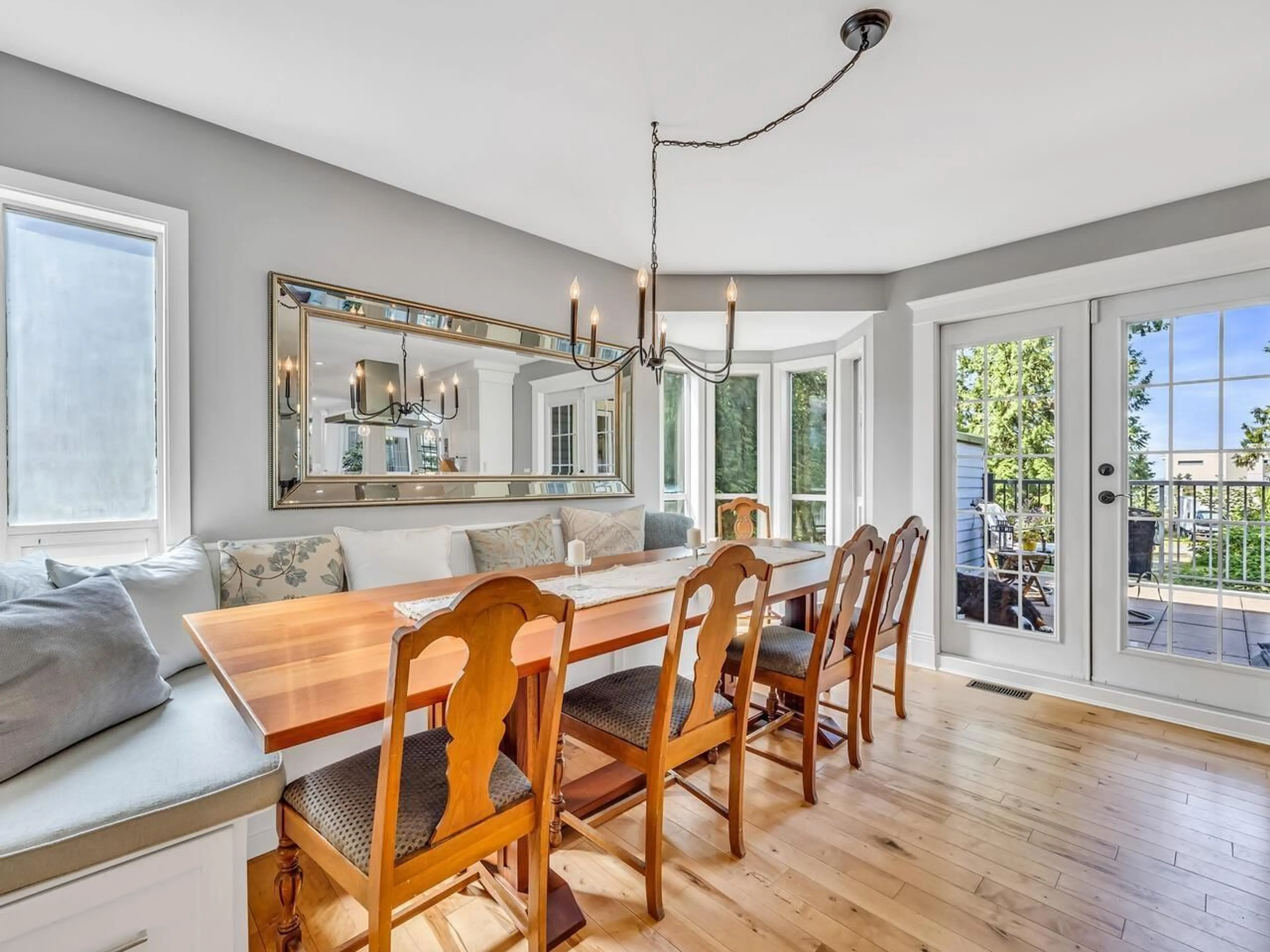 Open concept kitchen, unknown for 10503 127, Surrey British Columbia V3V5K3