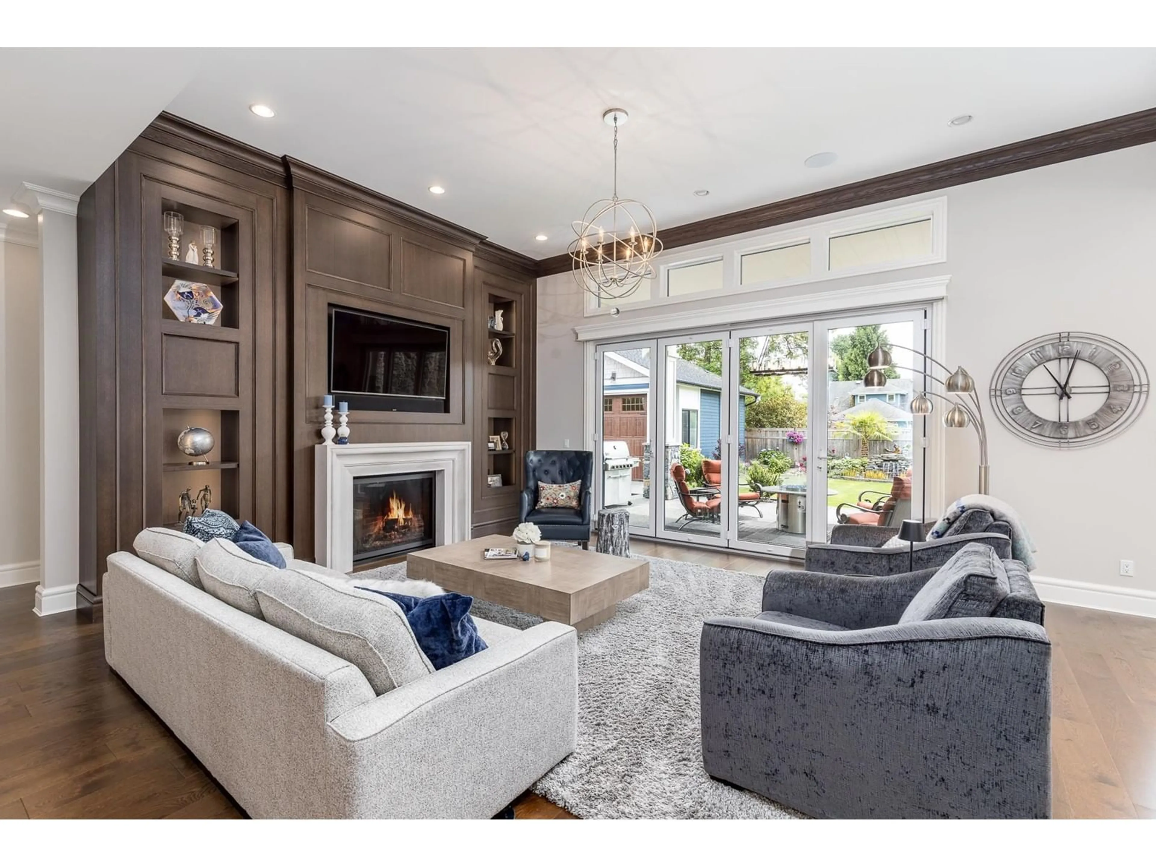 Living room with furniture, wood/laminate floor for 9068 NASH, Langley British Columbia V1M2R4