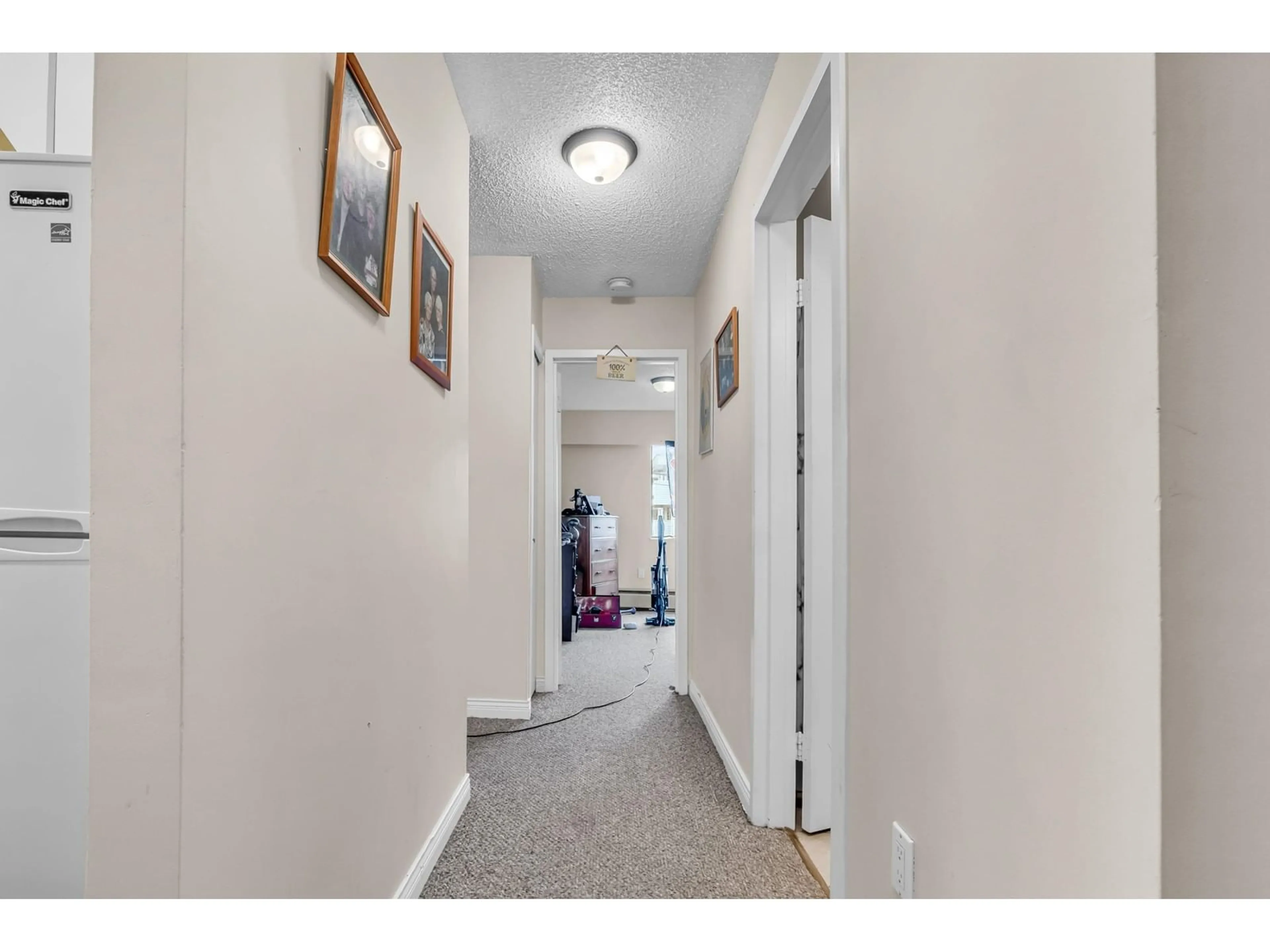 Indoor foyer for 108 - 9477 COOK STREET, Chilliwack British Columbia V2P4J8