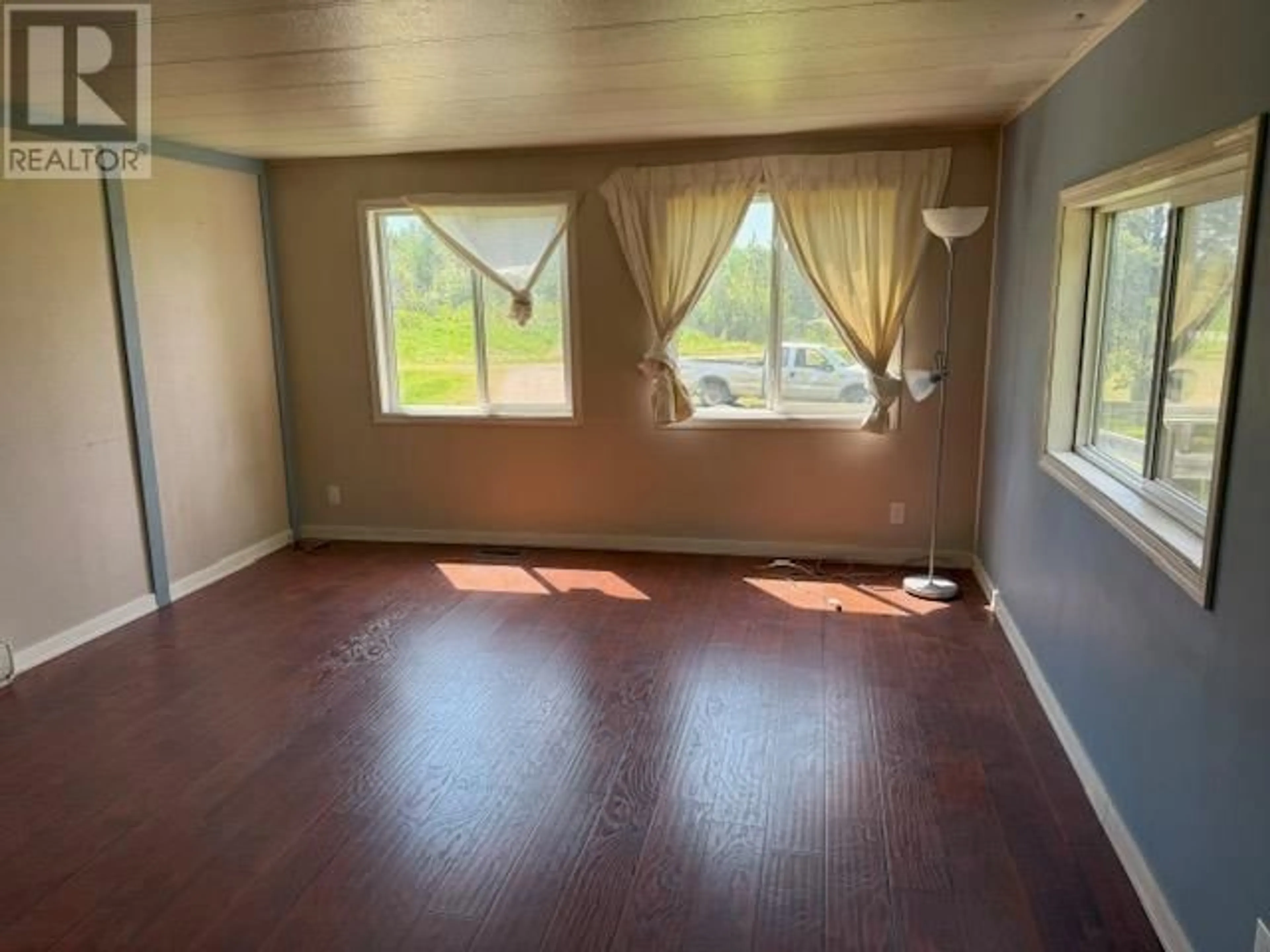 A pic of a room for 41742 16 HIGHWAY, Houston British Columbia V0J1Z1
