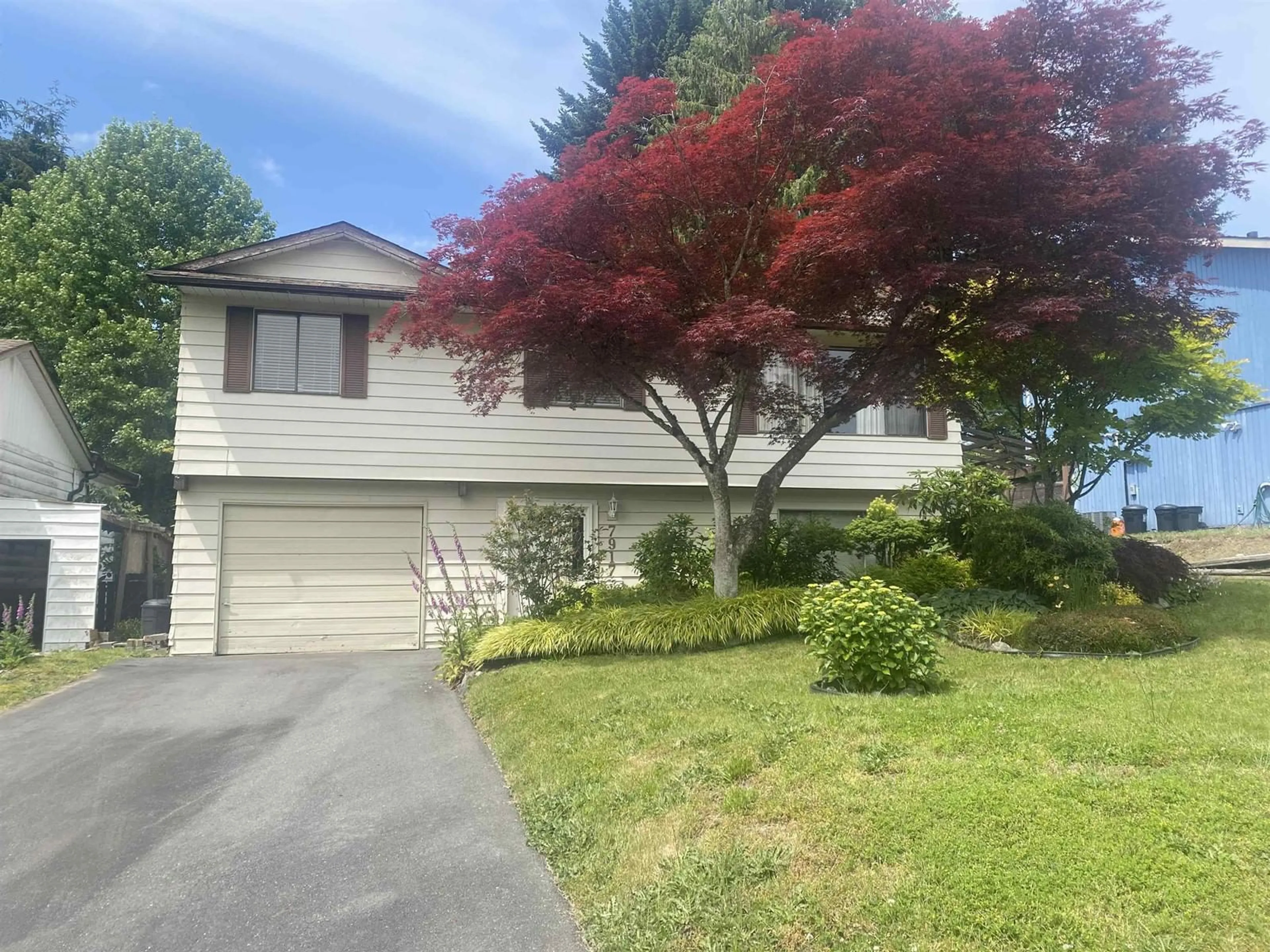 Home with vinyl exterior material, street for 7917 FULMAR, Mission British Columbia V2V5N5