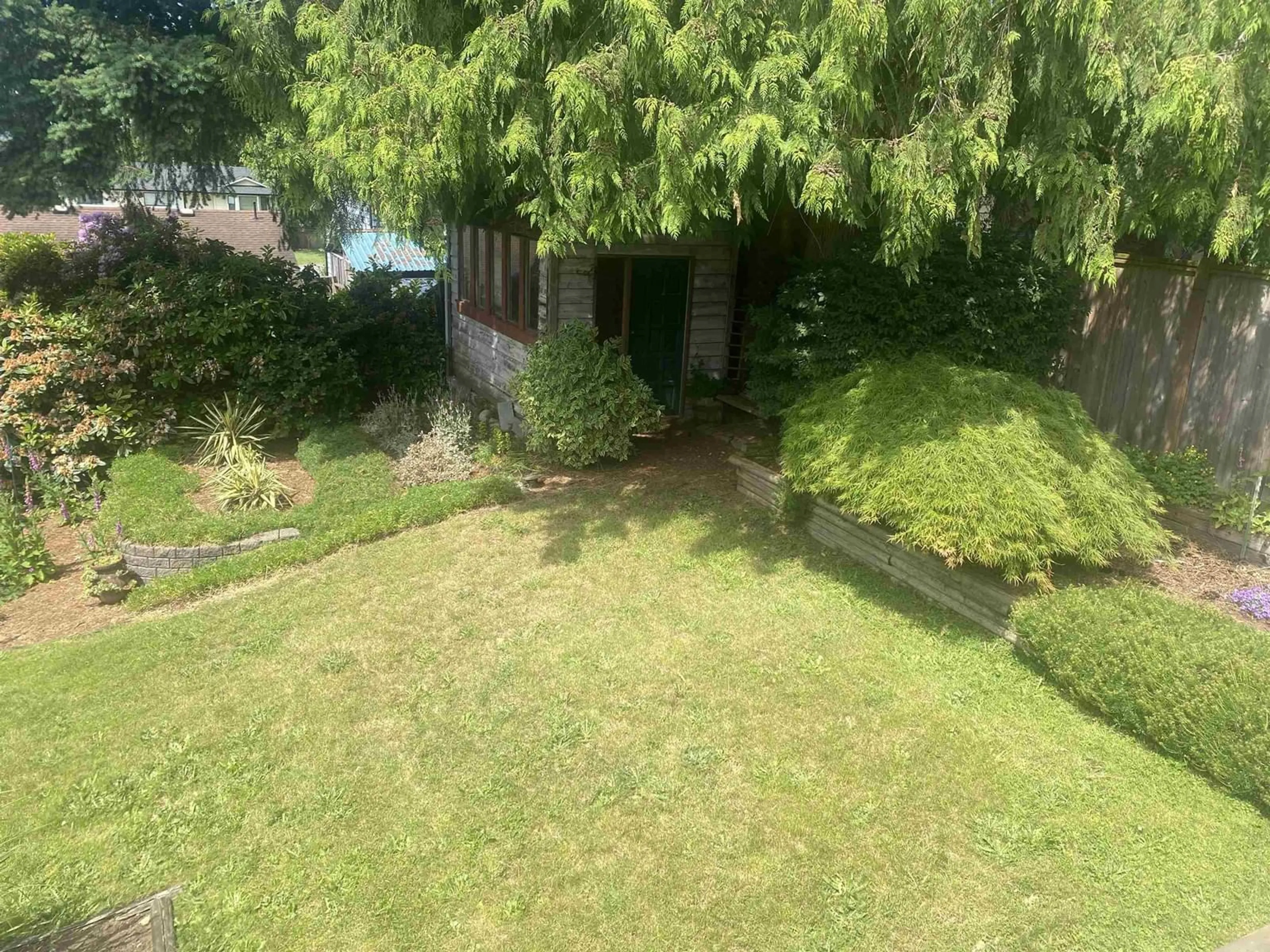A pic from outside/outdoor area/front of a property/back of a property/a pic from drone, unknown for 7917 FULMAR, Mission British Columbia V2V5N5