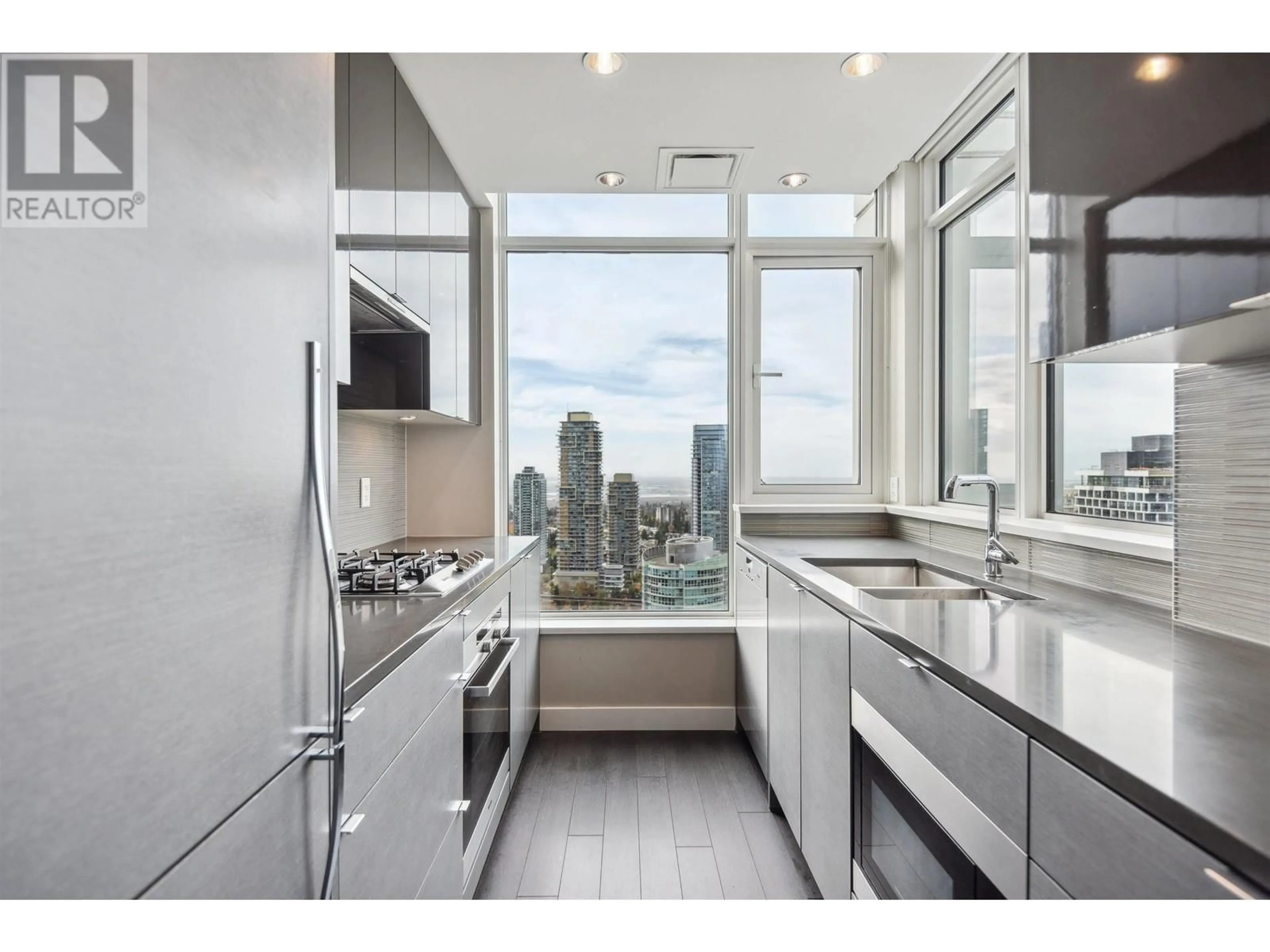 Unknown for 4508 HAZEL STREET, Burnaby British Columbia V5H0E4