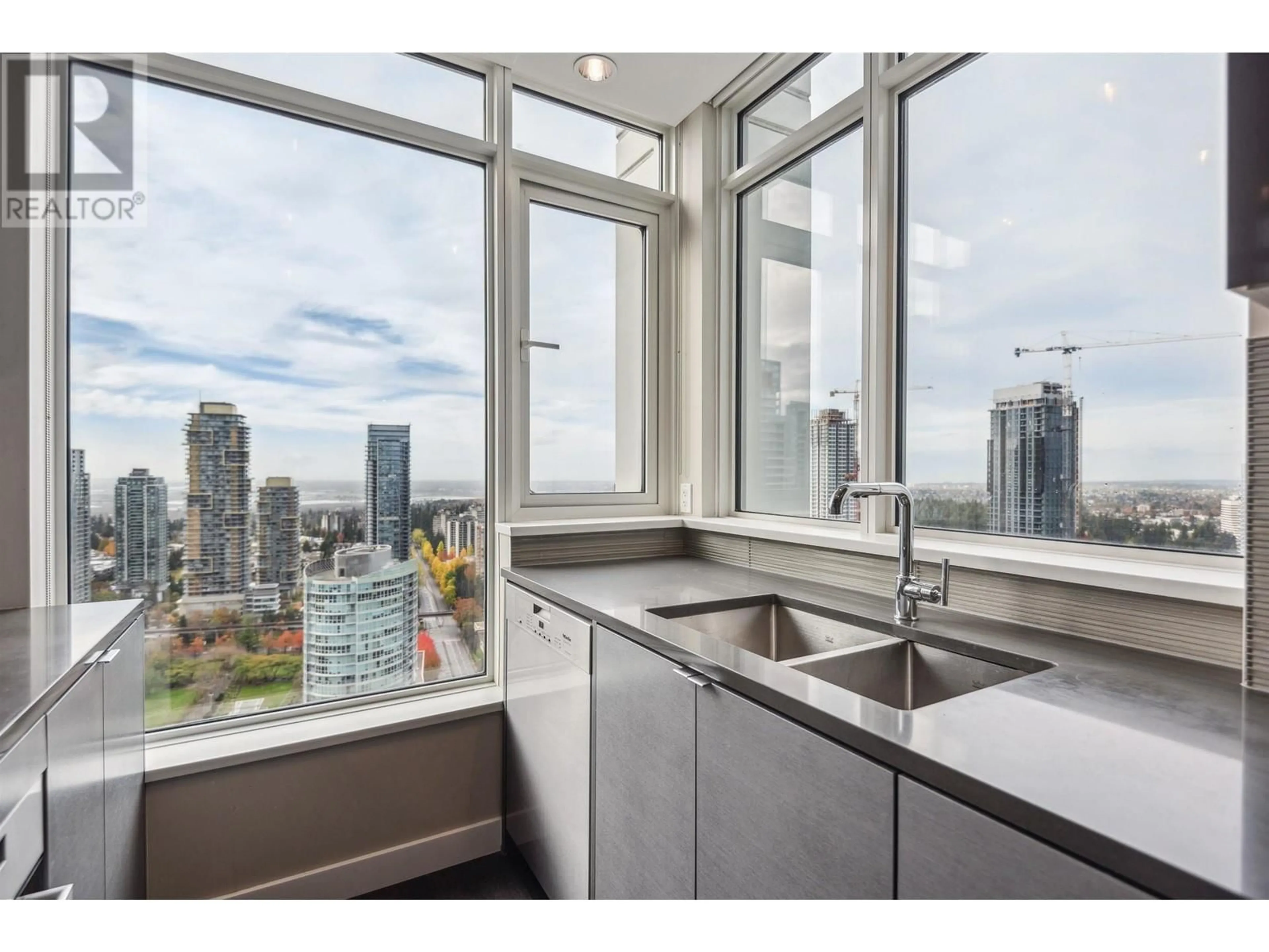 Standard kitchen, unknown for 4508 HAZEL STREET, Burnaby British Columbia V5H0E4