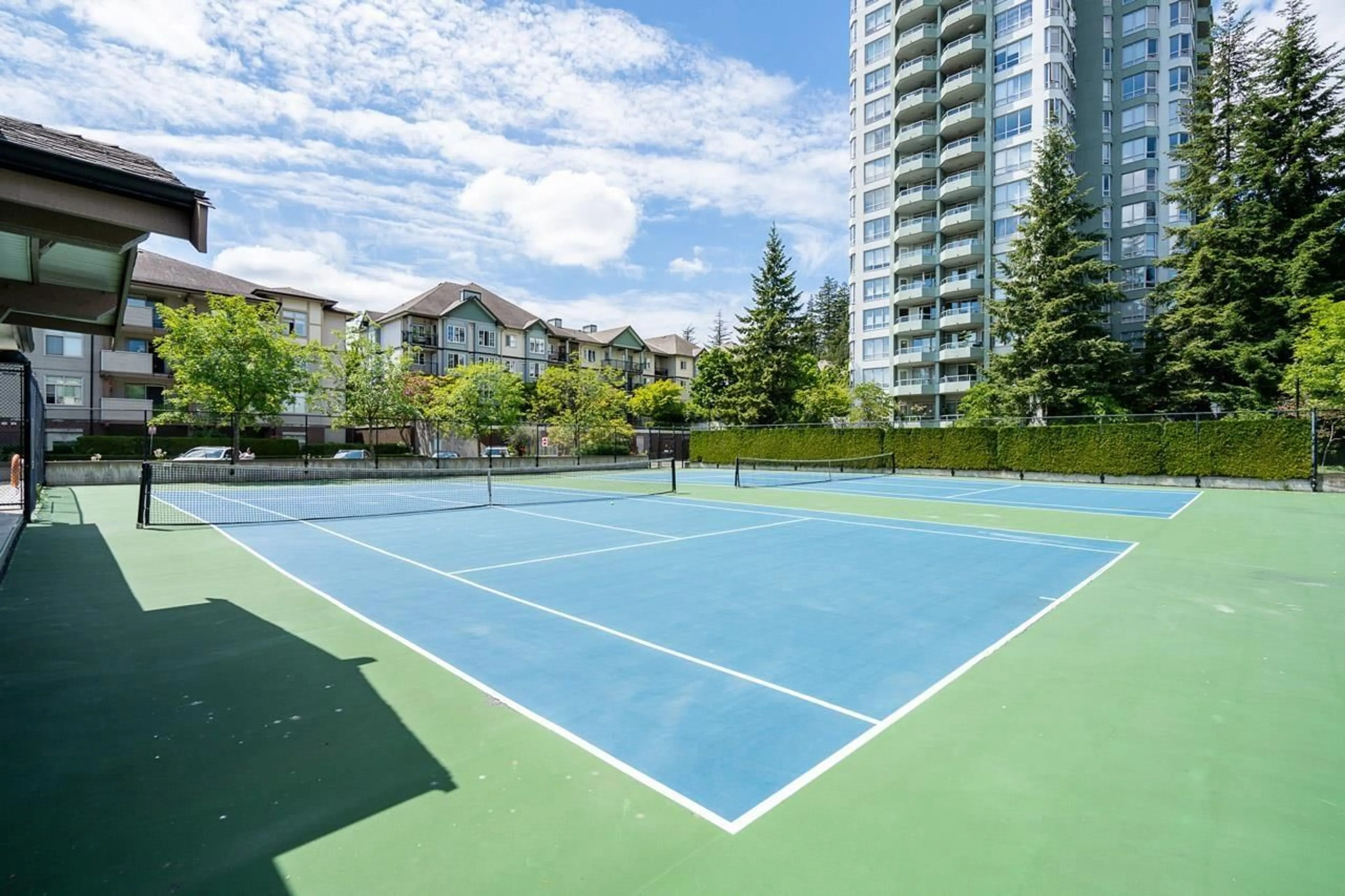 Pool for 108 - 10088 148, Surrey British Columbia V3R3M9
