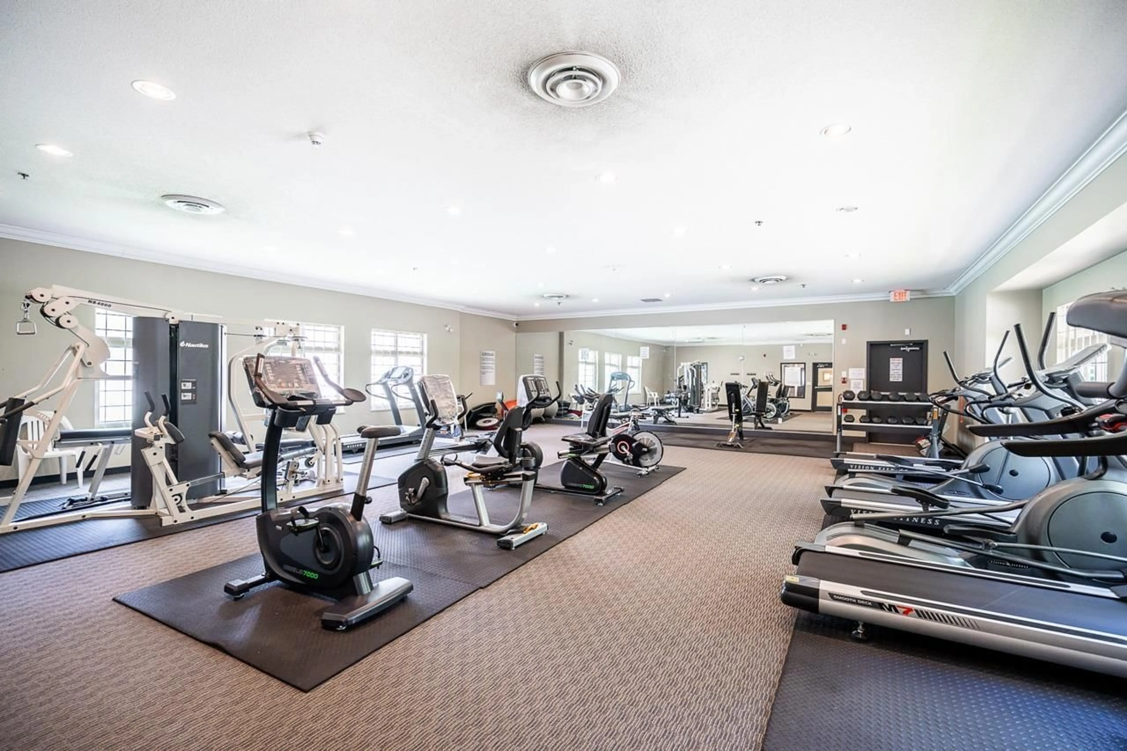 Gym or fitness room for 108 - 10088 148, Surrey British Columbia V3R3M9