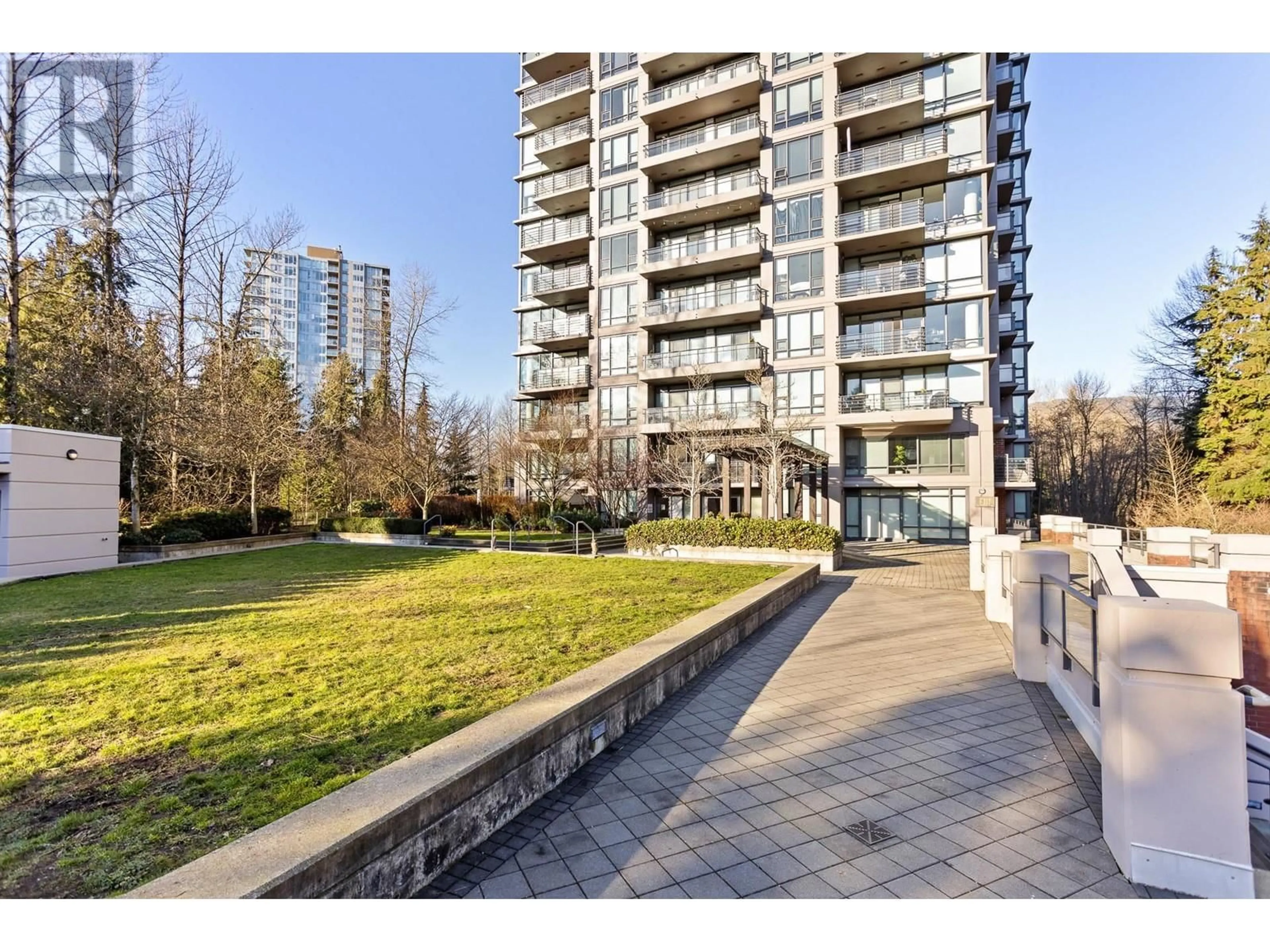 Patio, street for 907 - 301 CAPILANO ROAD, Port Moody British Columbia V3H0G6