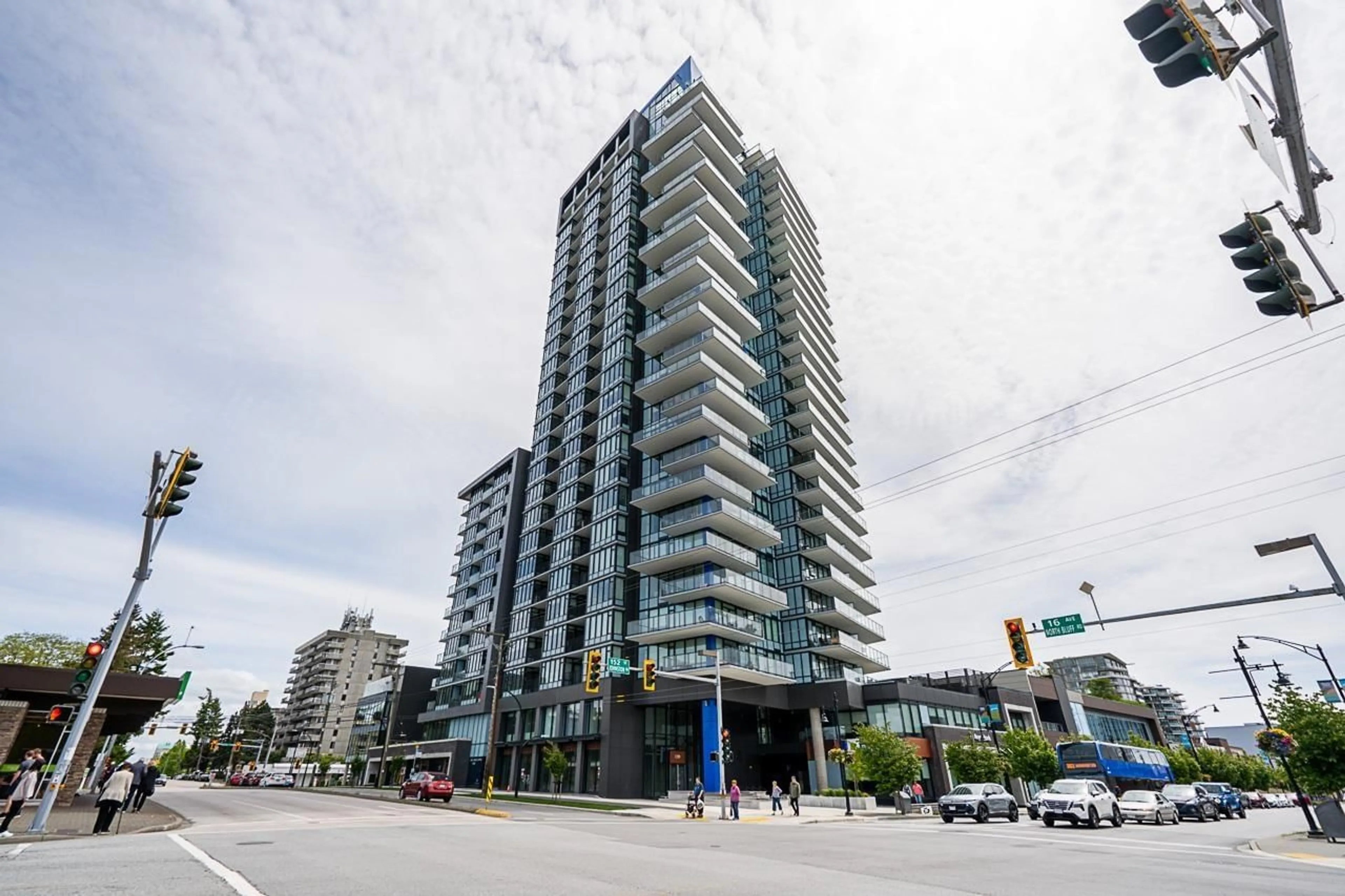 Unknown for 1305 - 1588 JOHNSTON, White Rock British Columbia V4B0C5