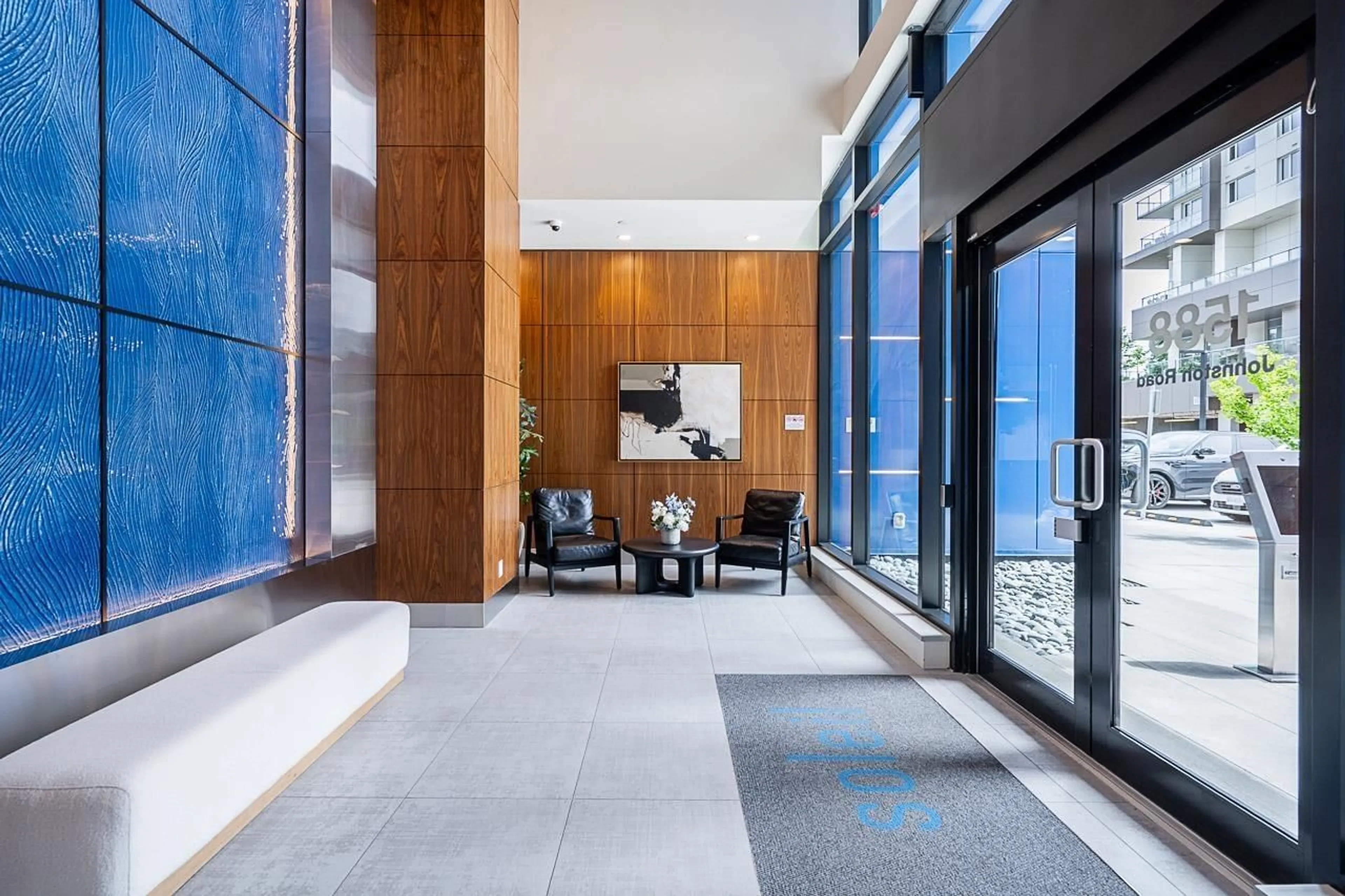 Indoor foyer for 1305 - 1588 JOHNSTON, White Rock British Columbia V4B0C5