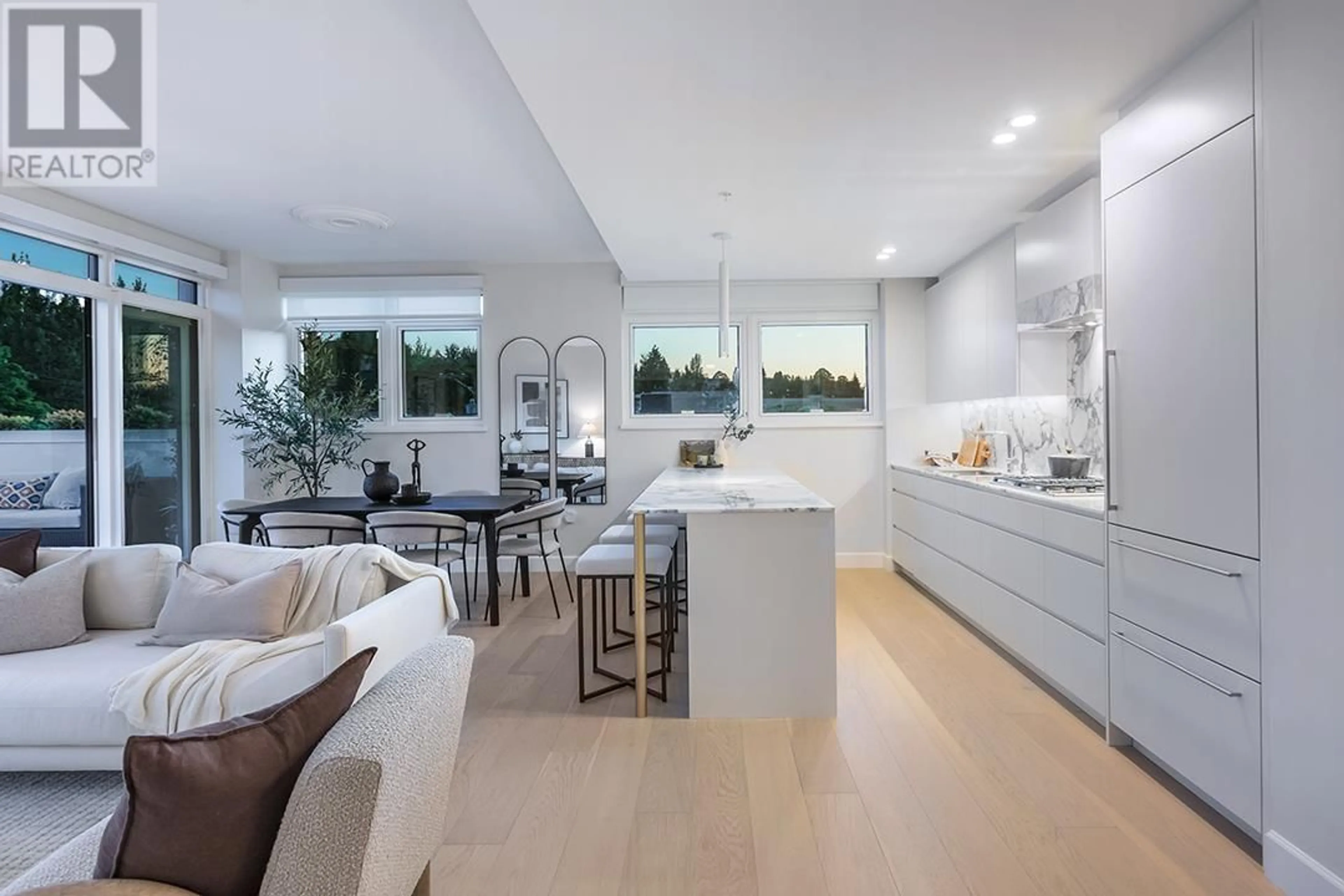 Open concept kitchen, unknown for 403 - 3668 10TH AVENUE, Vancouver British Columbia V6R2G3