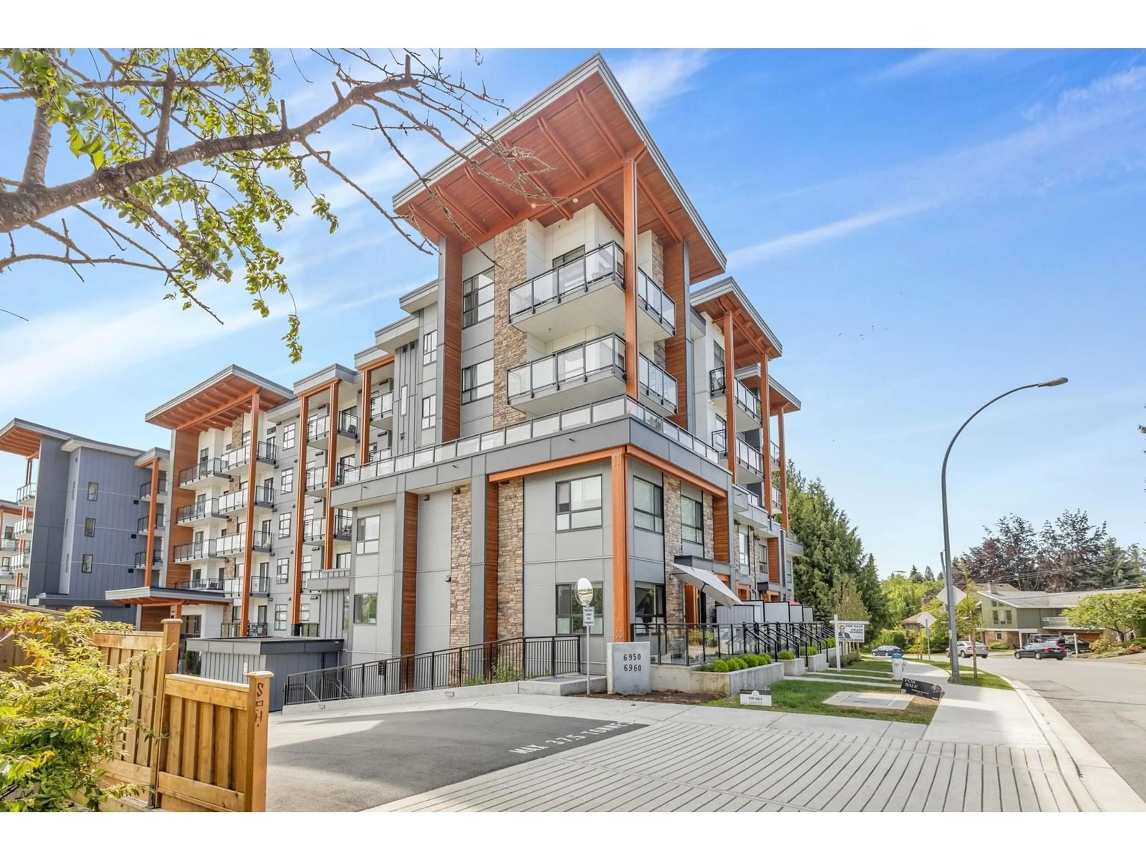 Patio, unknown for 113 - 6960 NICHOLSON, Delta British Columbia V4E0A9